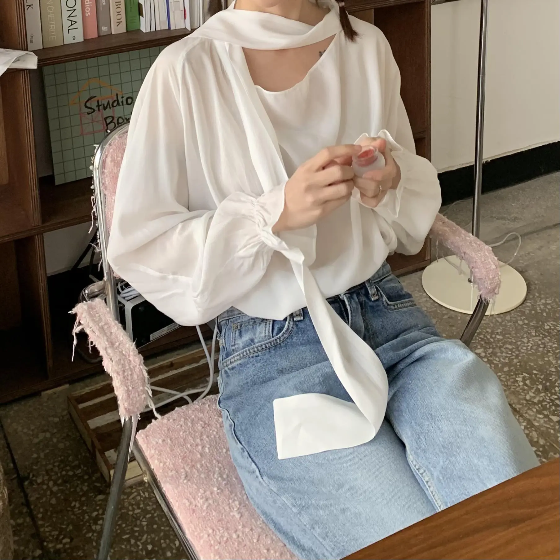 海仁的漂亮優雅綁帶上衣