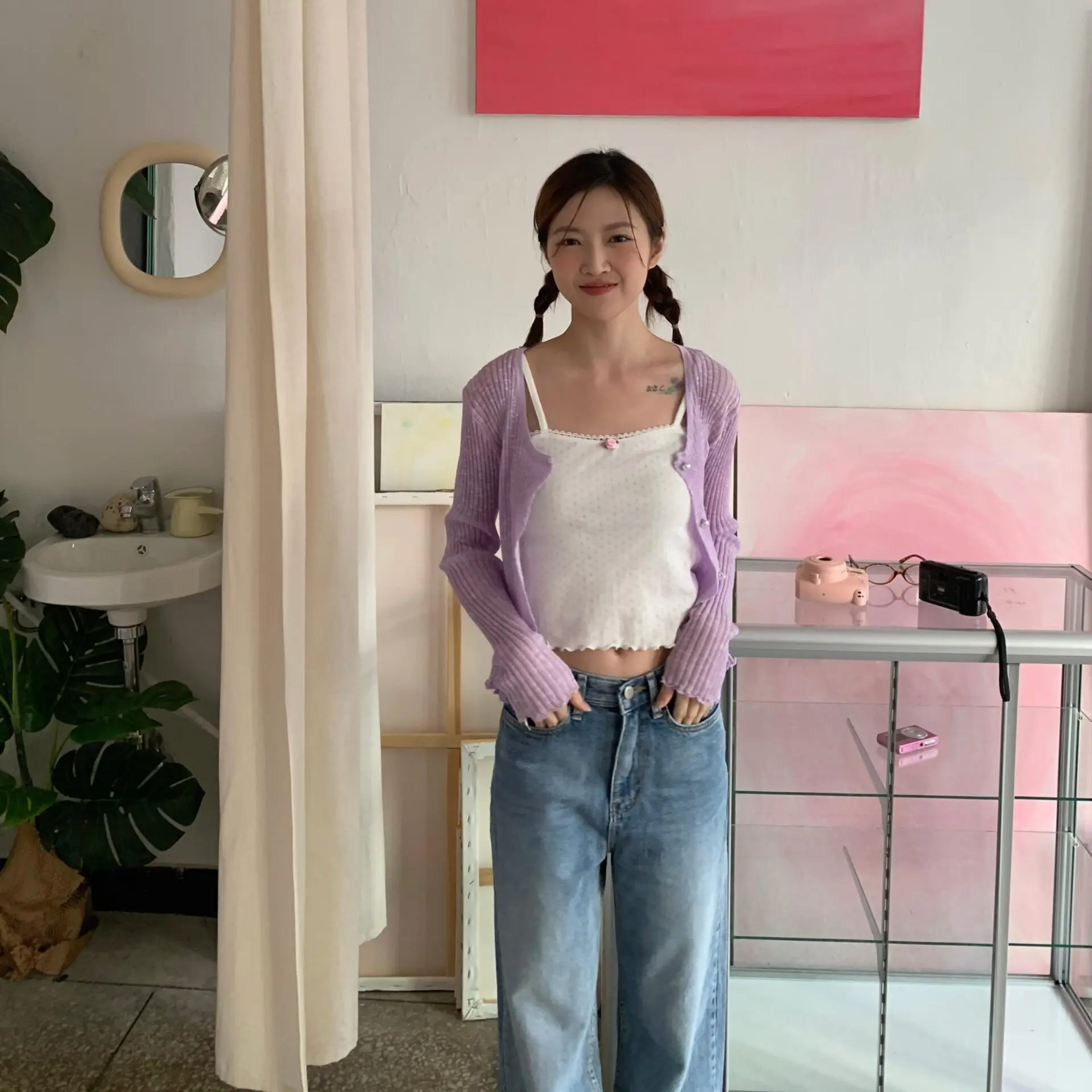 推薦！玫瑰捲邊小背心(白)