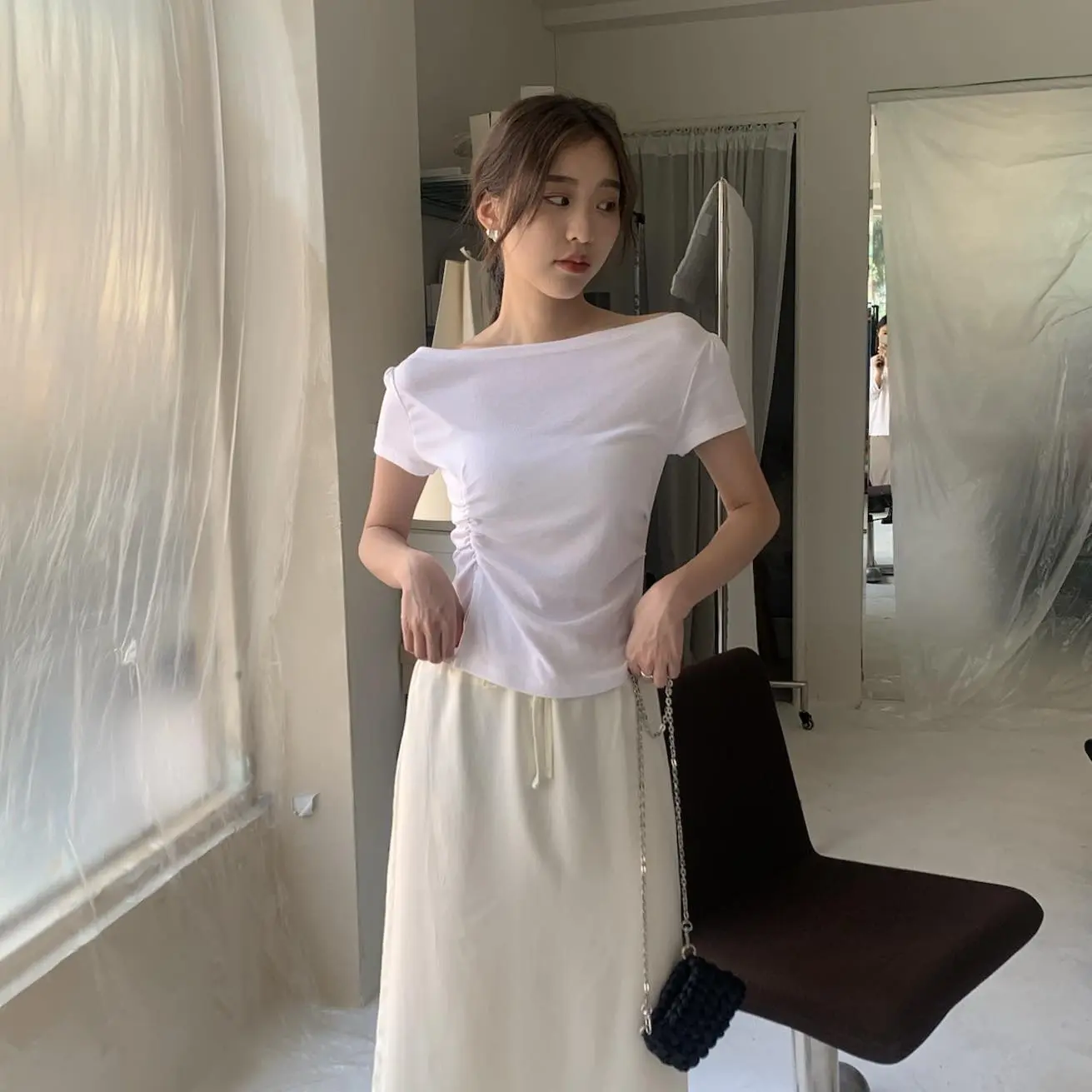 小開衩抓皺腰身上衣 (白)