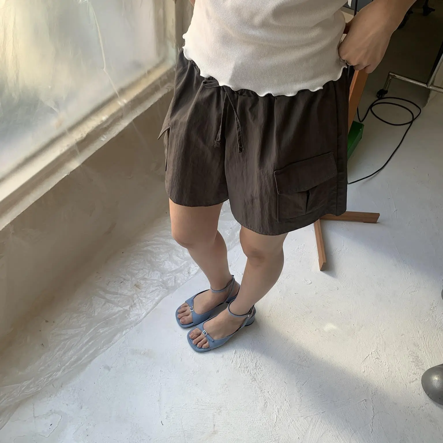 好搭配細緻扣環涼鞋(2色)