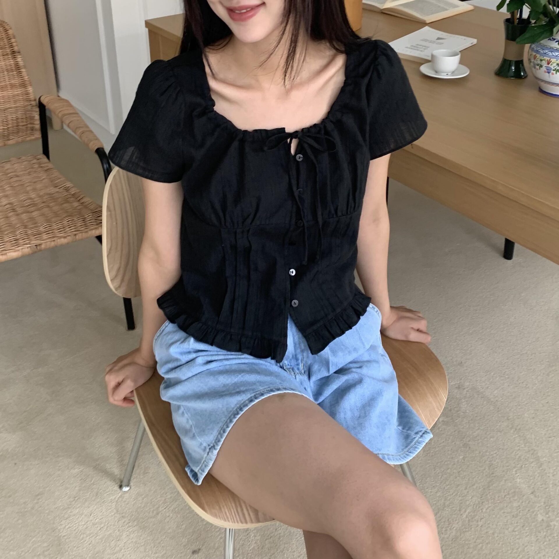 小仙女細緻褶子上衣 (黑)