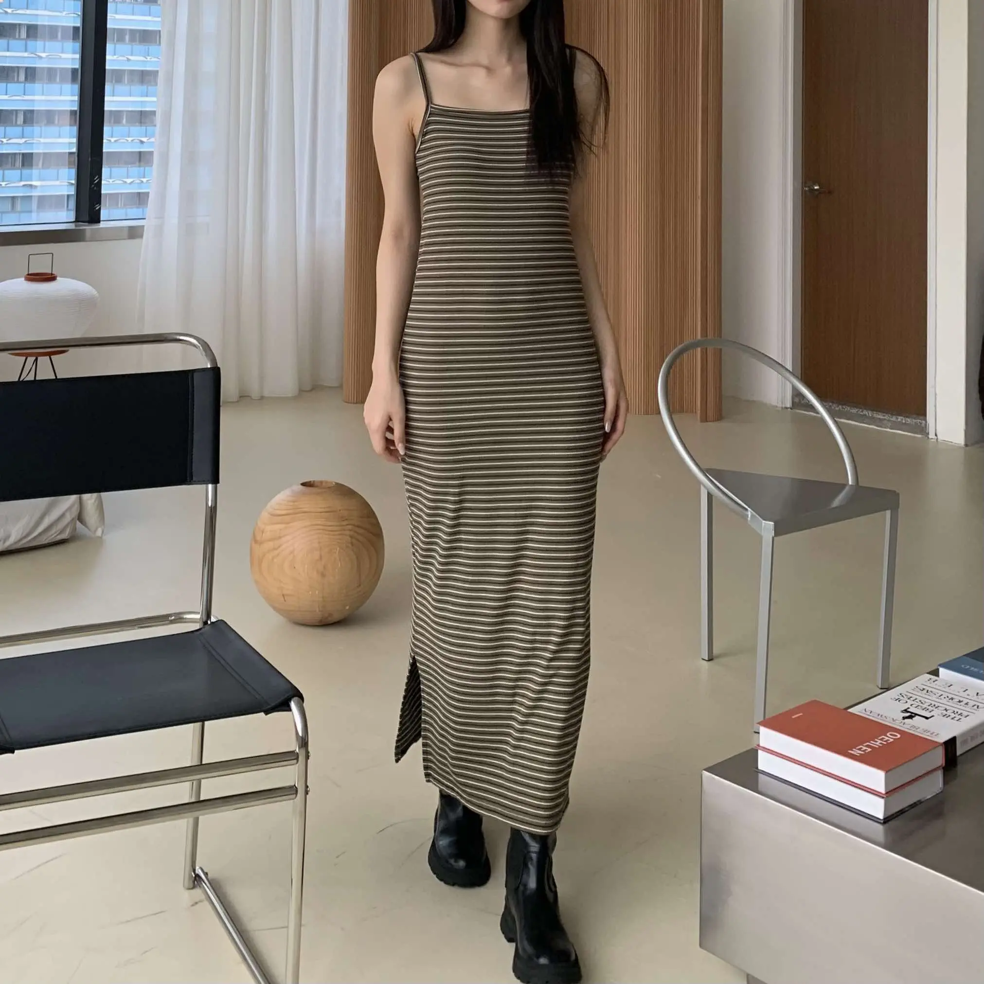 超顯瘦合身彈性條紋洋裝 (綠摩卡)
