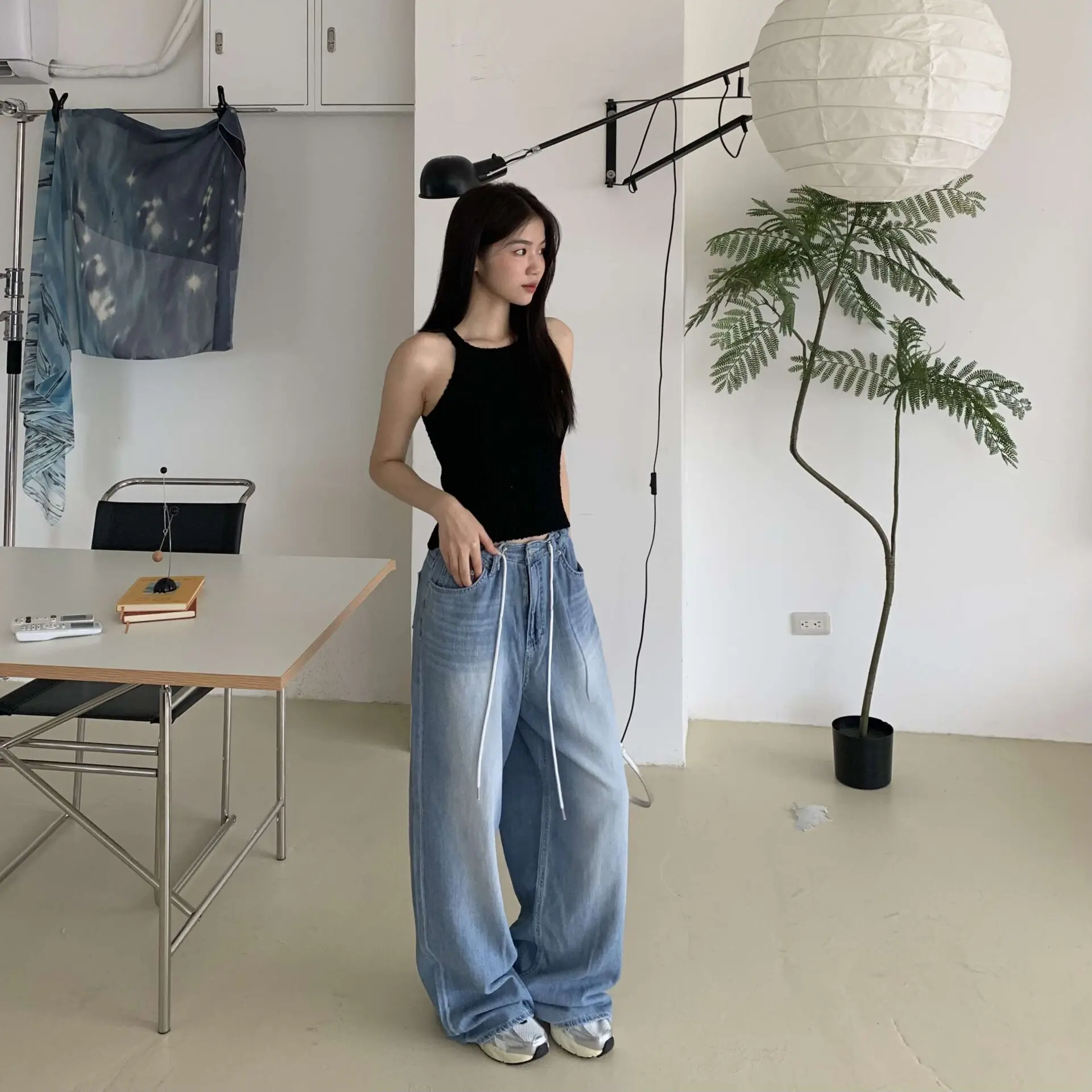 韓網款質感削肩顆粒背心 (黑)