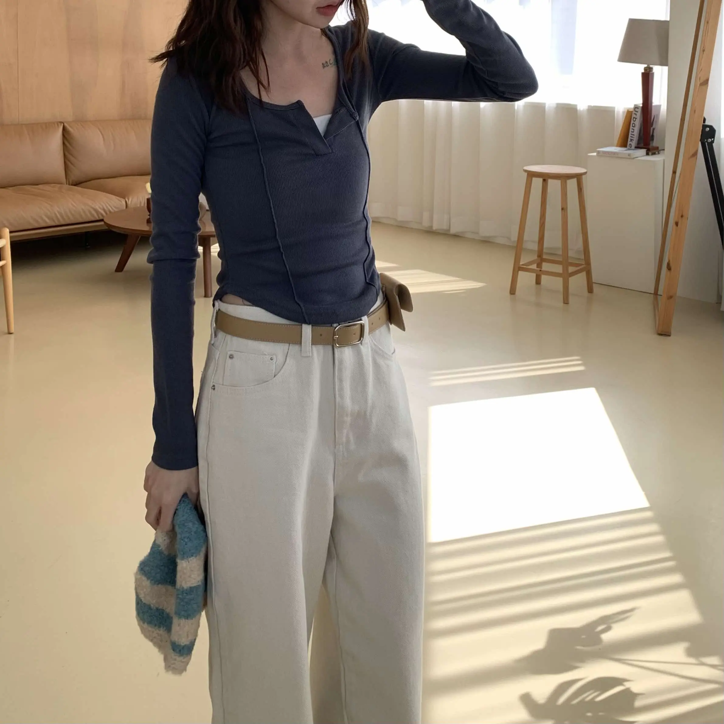 Jennie好身材壓線上衣 (霧藍)