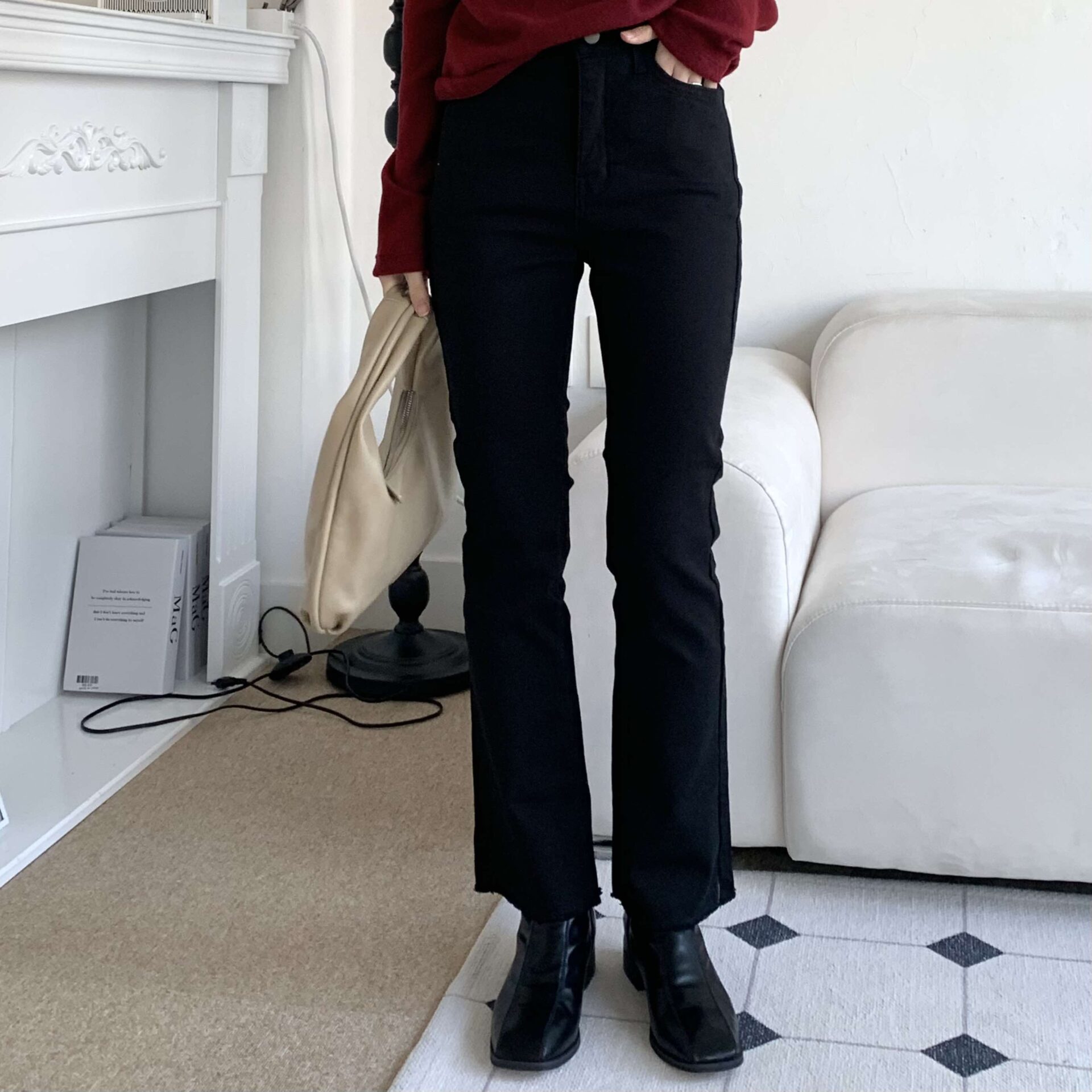 超顯瘦！黑色小喇叭褲