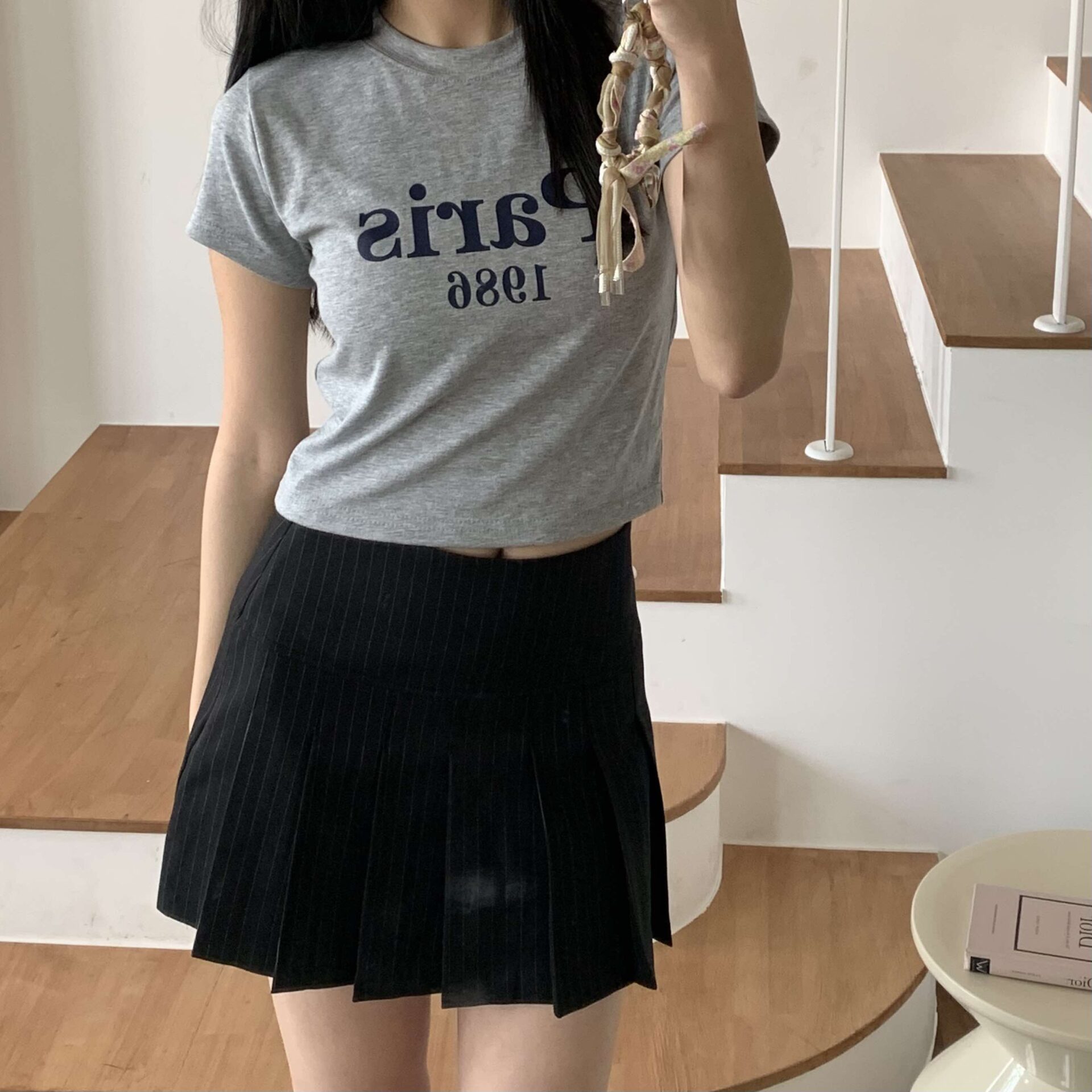 Paris好身材字母合身T (灰)