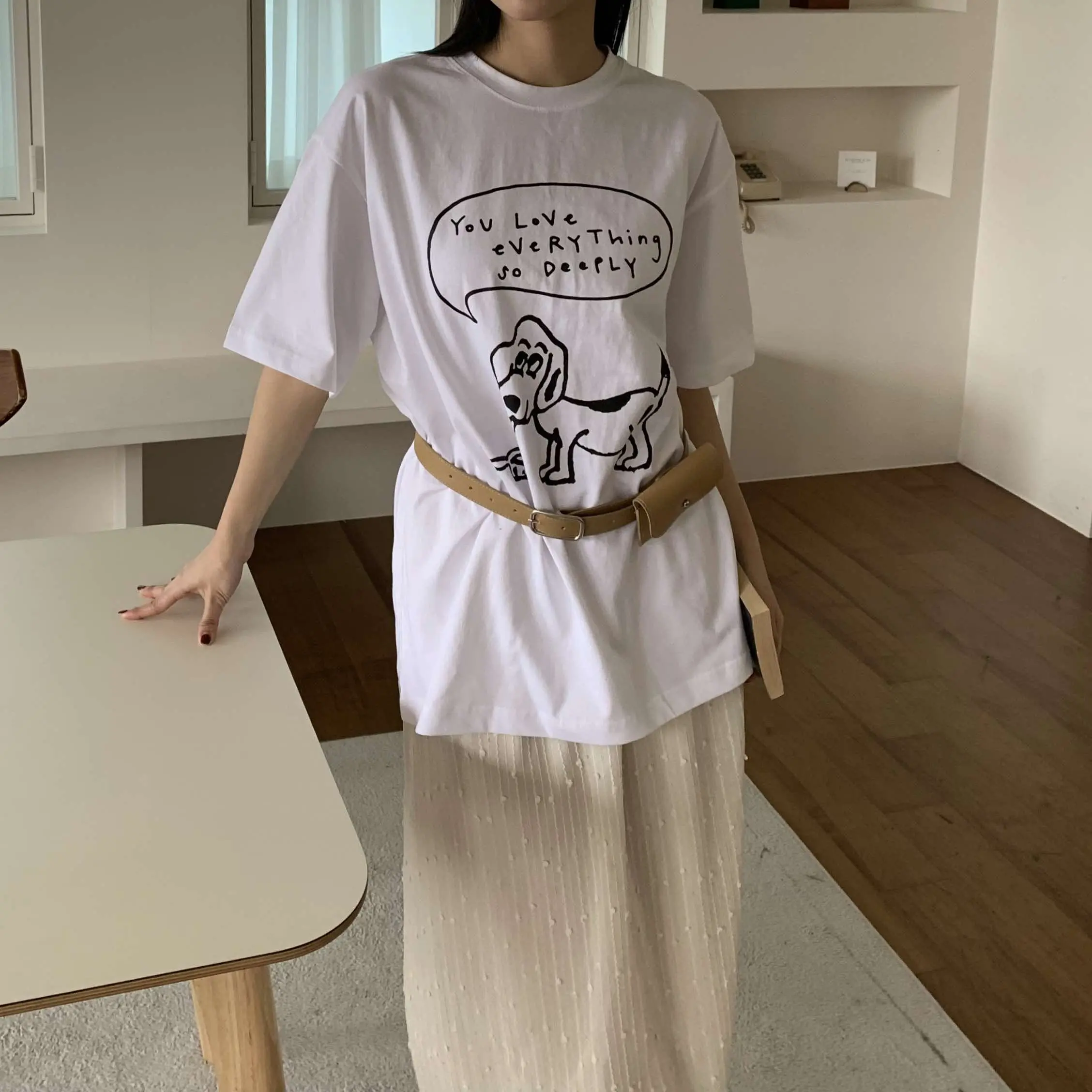 高質感狗狗塗鴉長版Ｔ (白)