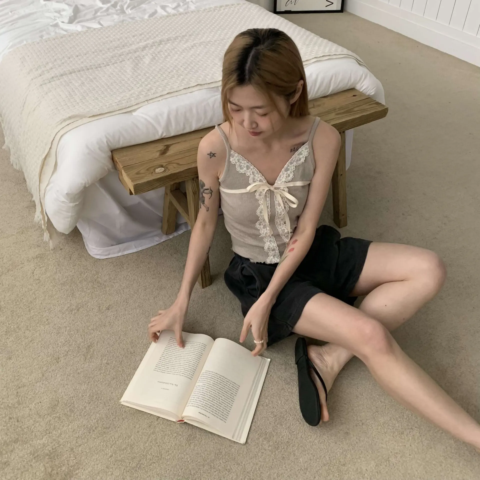 推薦！純慾蕾絲背心 (摩卡)