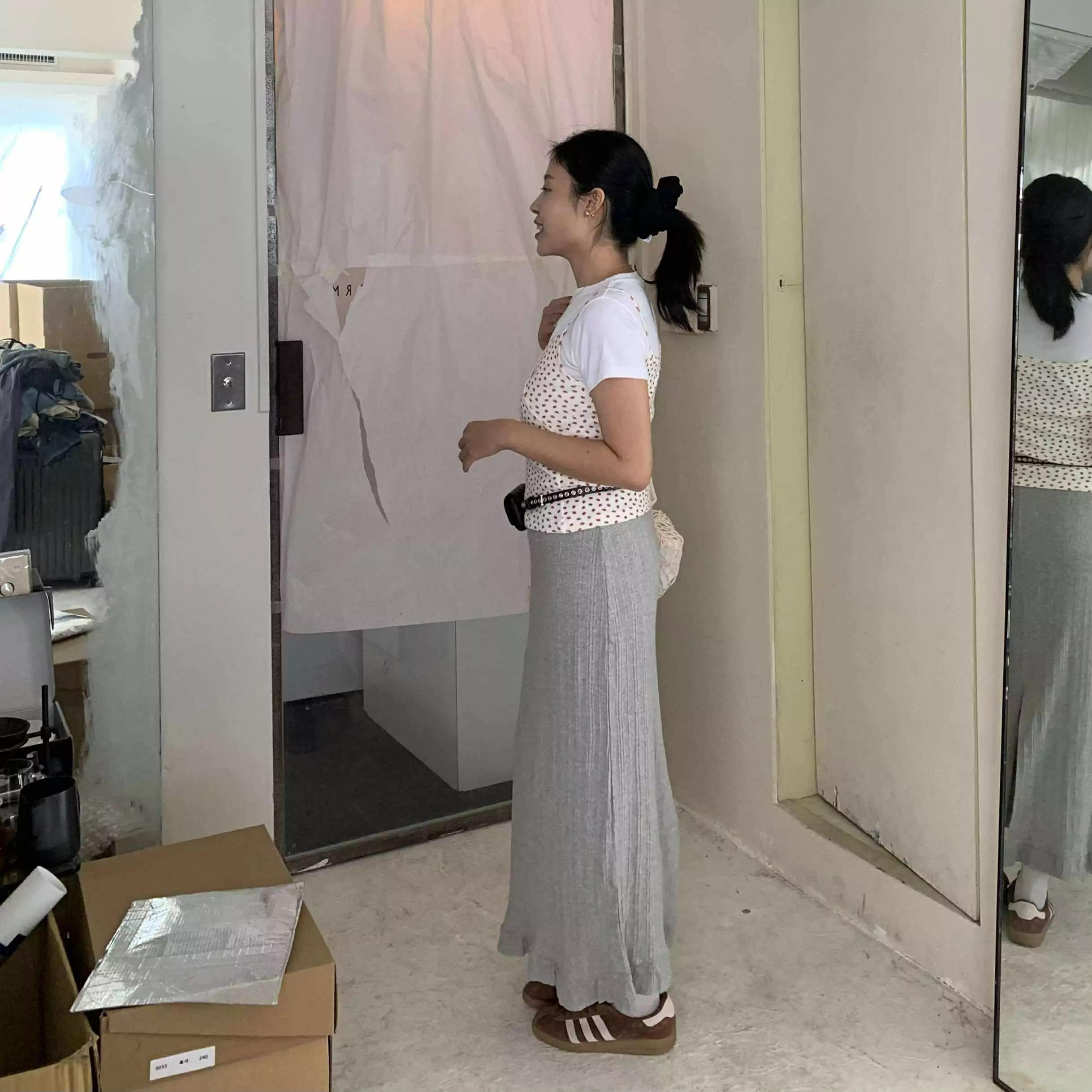 小波浪壓紋長裙 (灰)