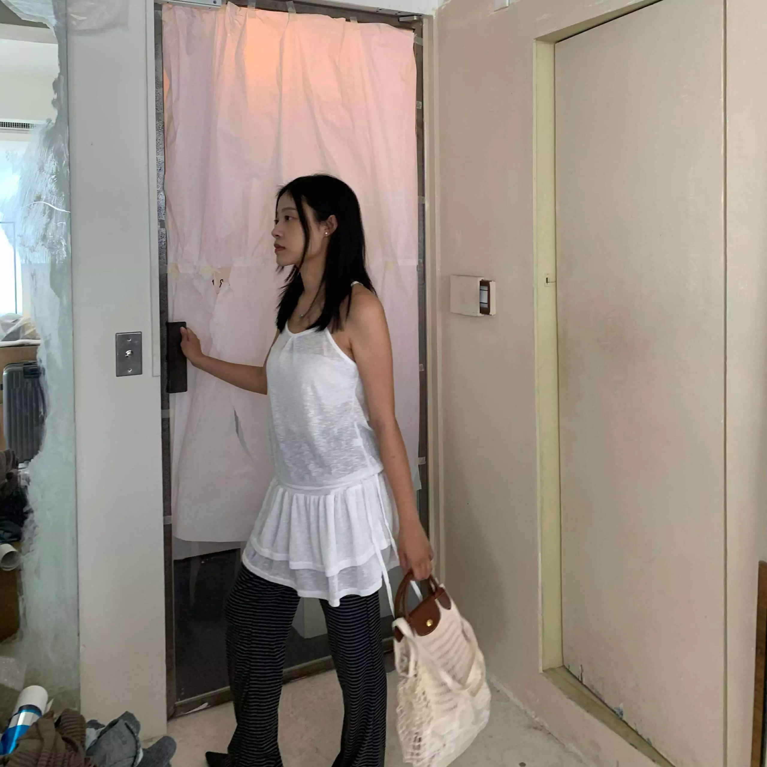 美式辣妹削肩短洋裝(白)