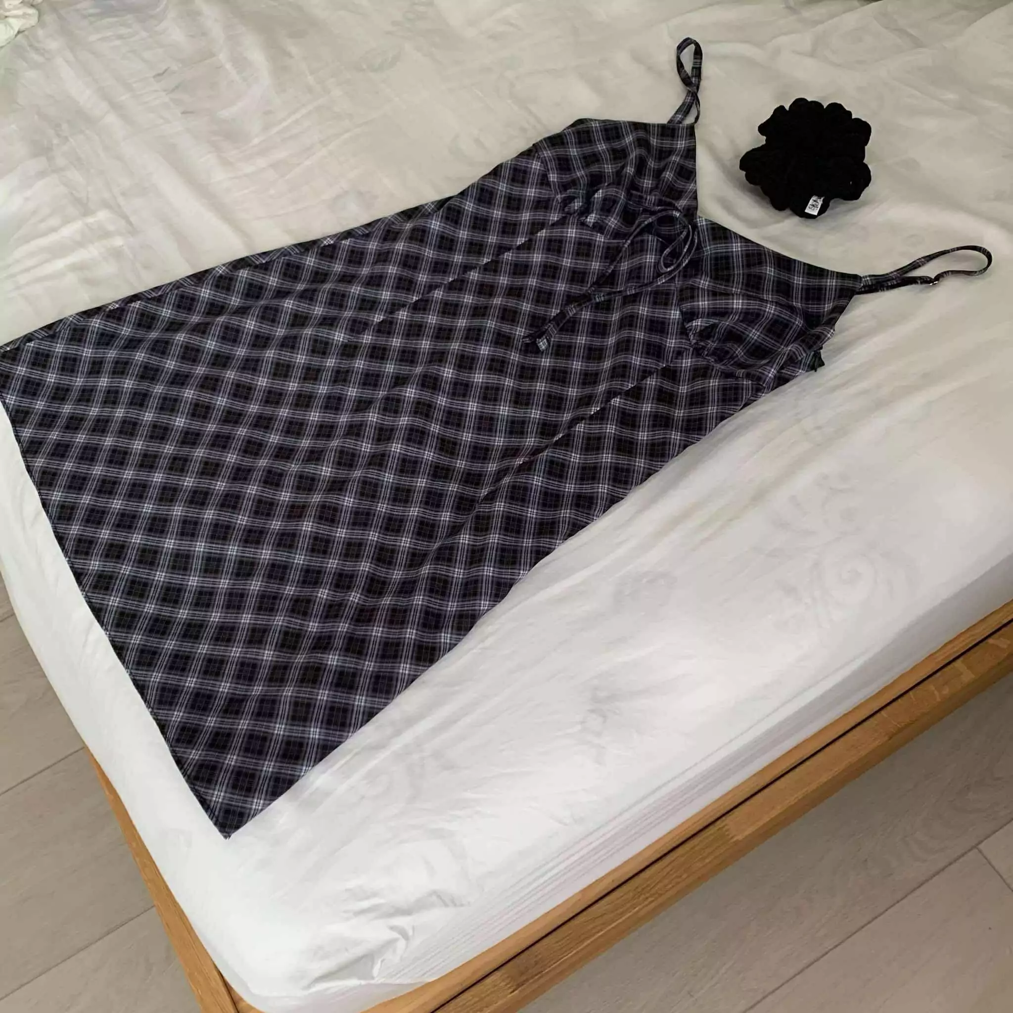 時髦耐看格紋背心洋裝