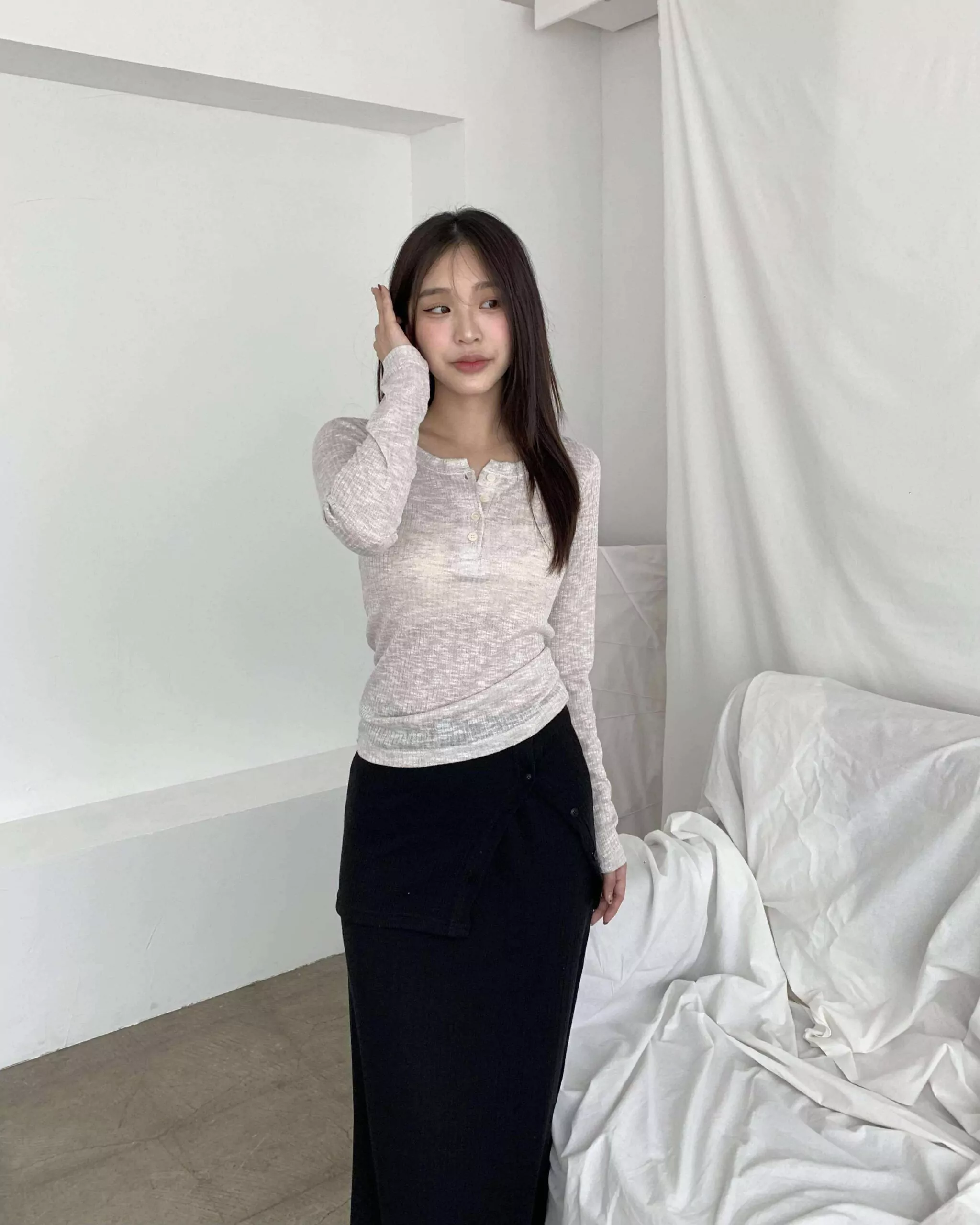 Jennie小性感日常排扣上衣 (杏)
