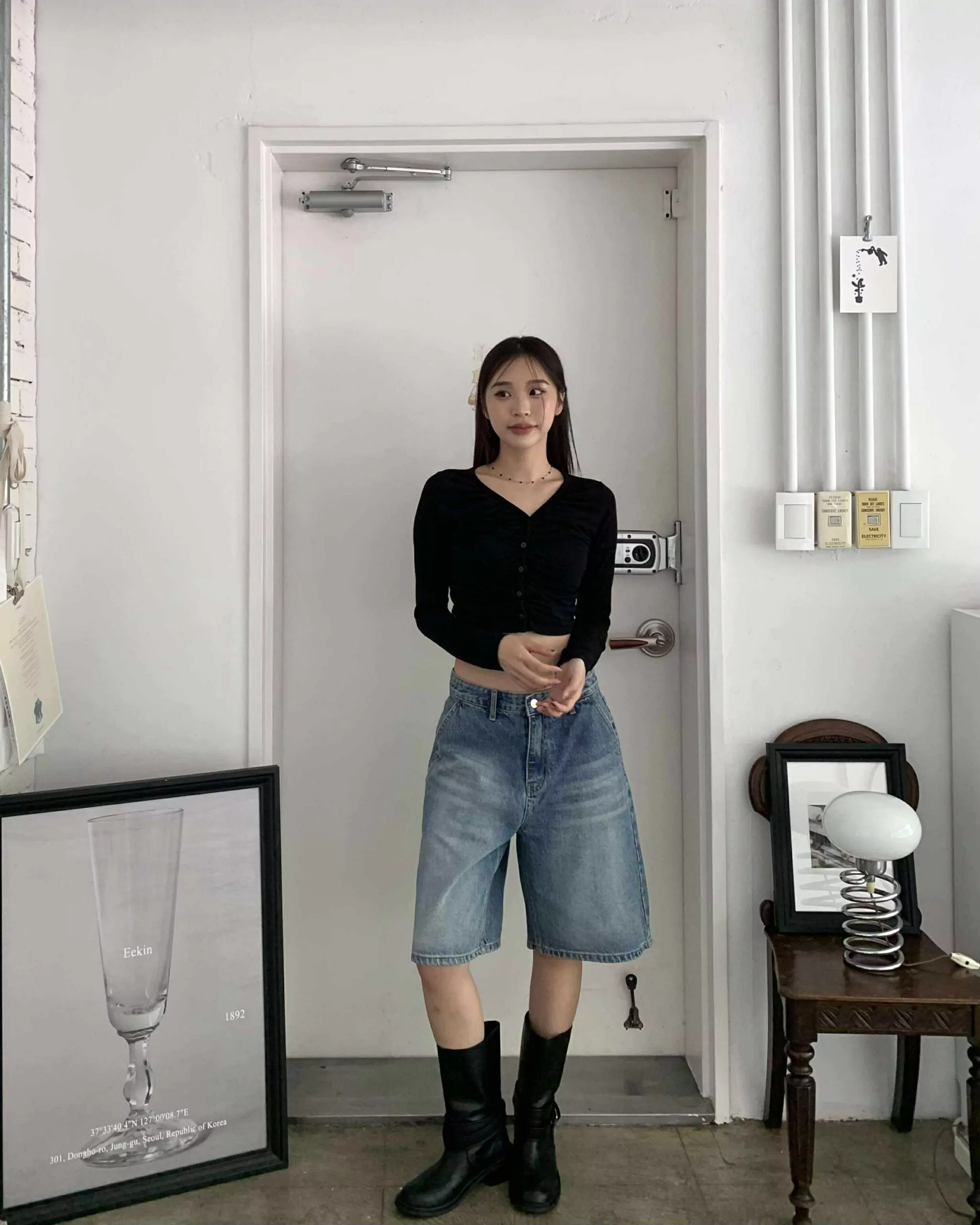 辣妹必收抓皺排扣短上衣 (黑)