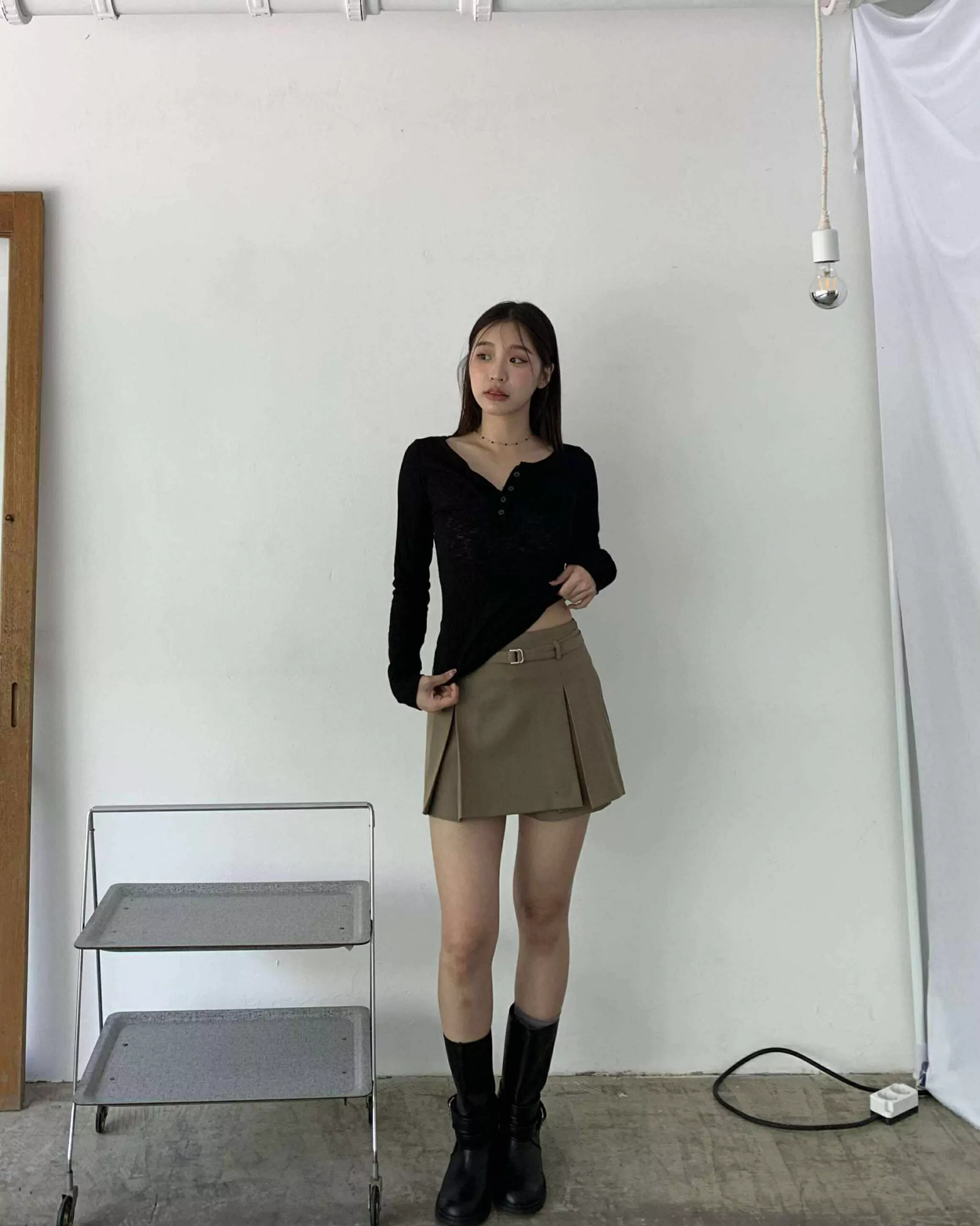 Jennie小性感日常排扣上衣 (黑)