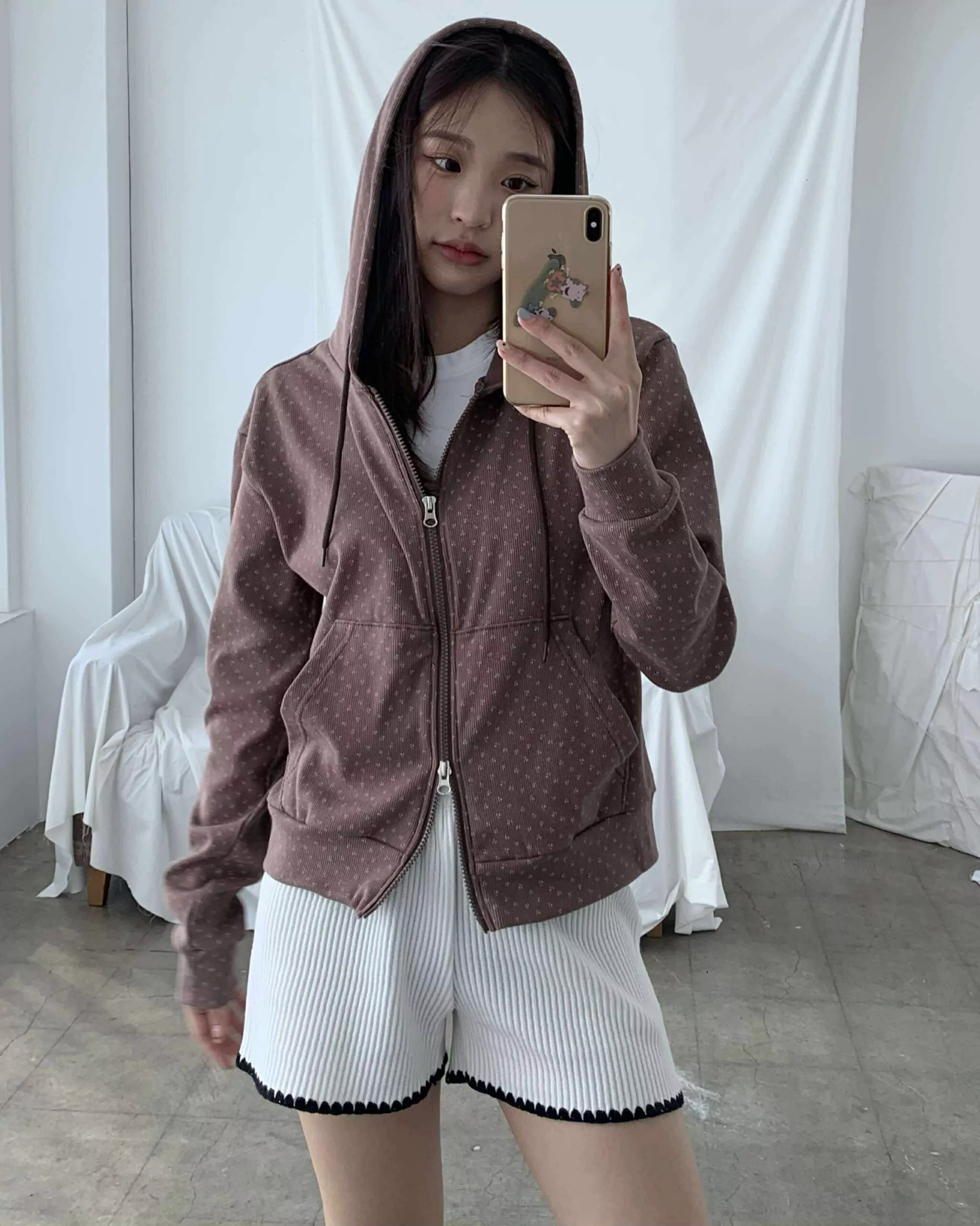 未知的首爾花朵連帽外套 (咖)