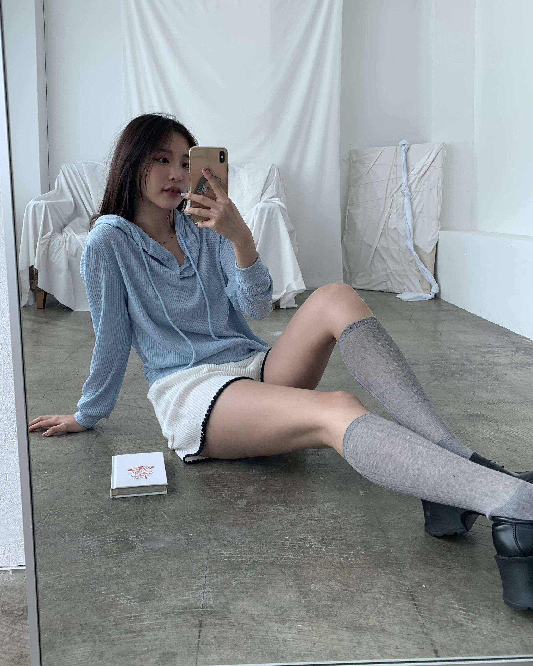 質感親膚微透灰長襪