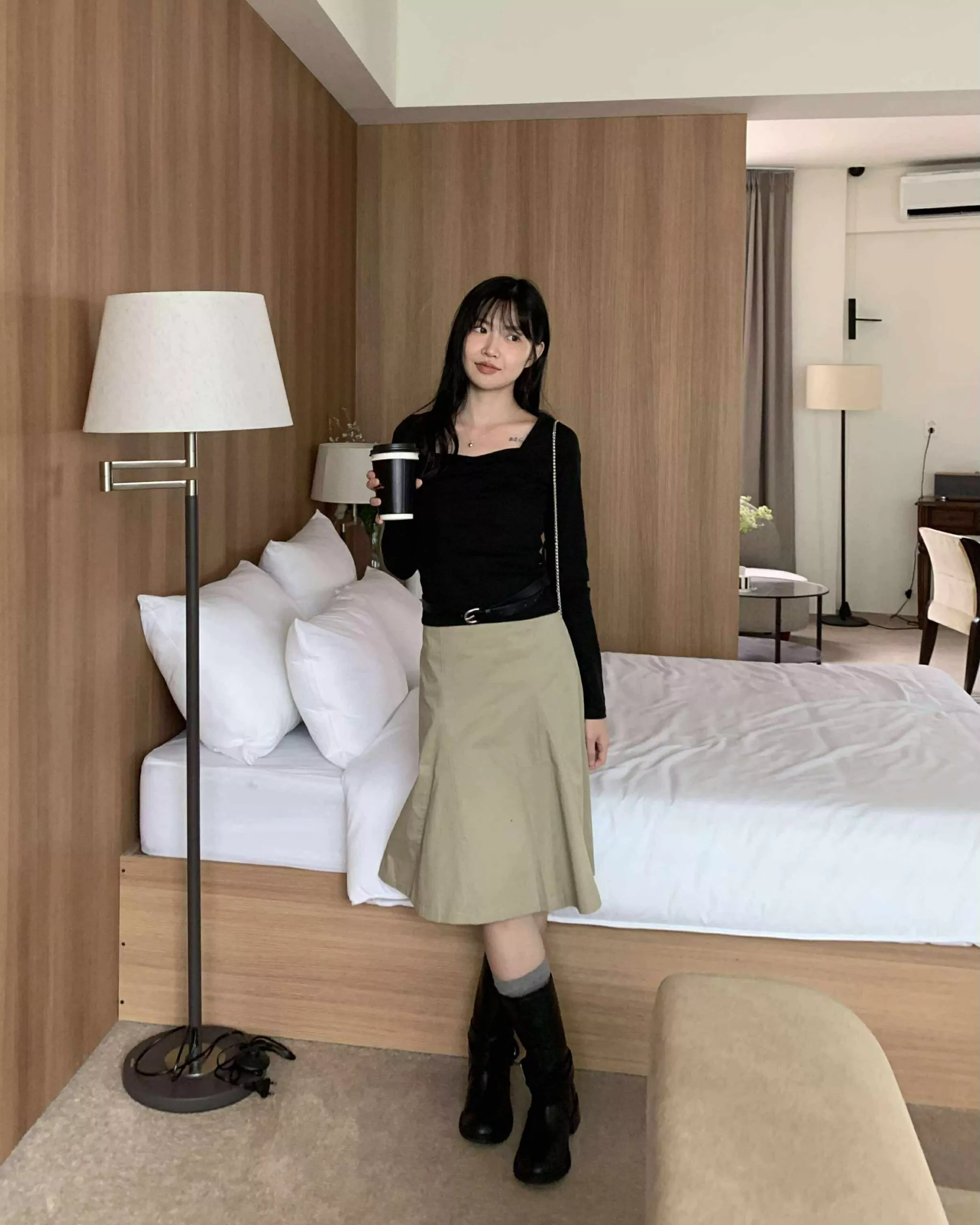 部落客時髦及膝裙 (卡其杏)