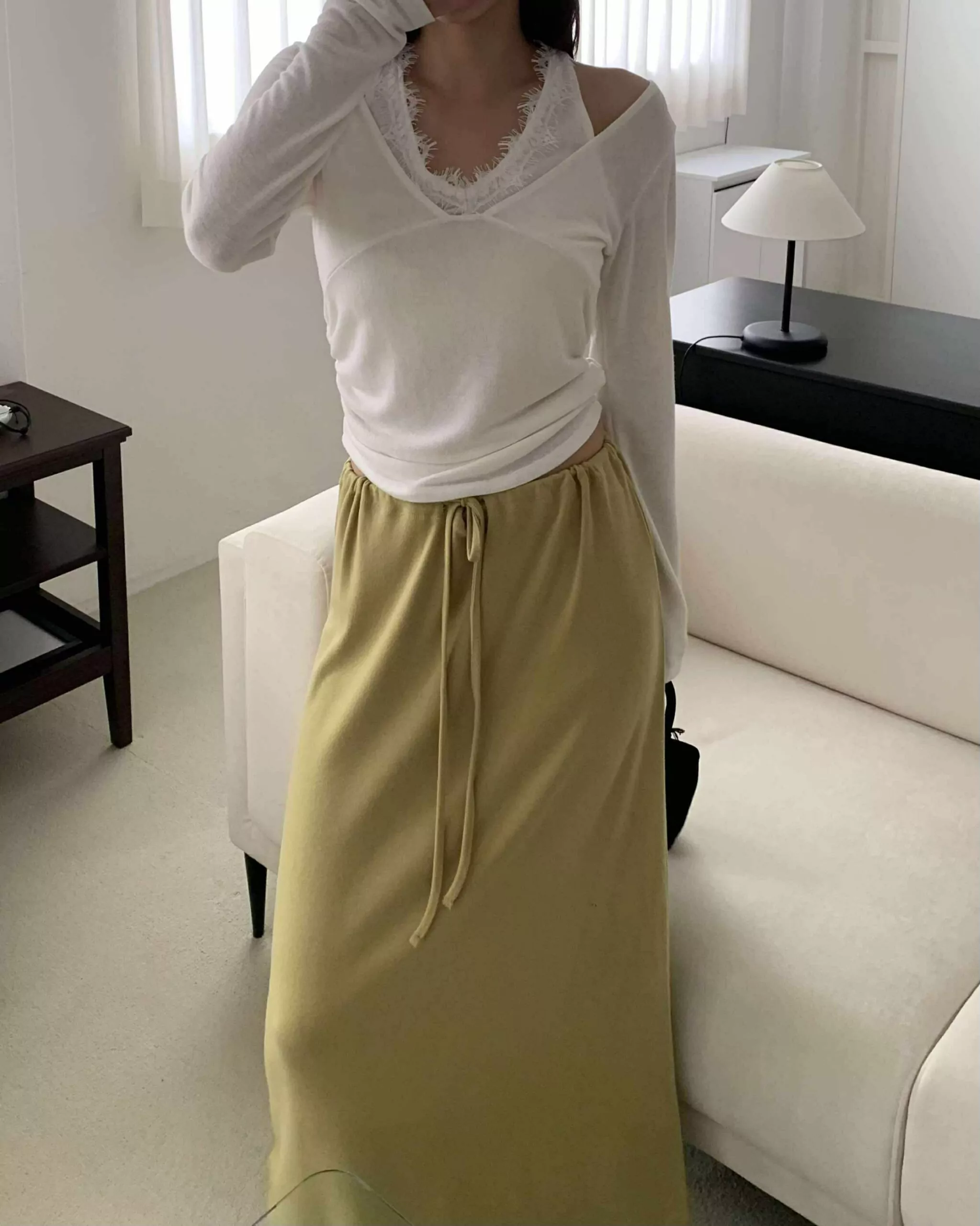 狎鷗亭細緻睫毛蕾絲上衣 (白)