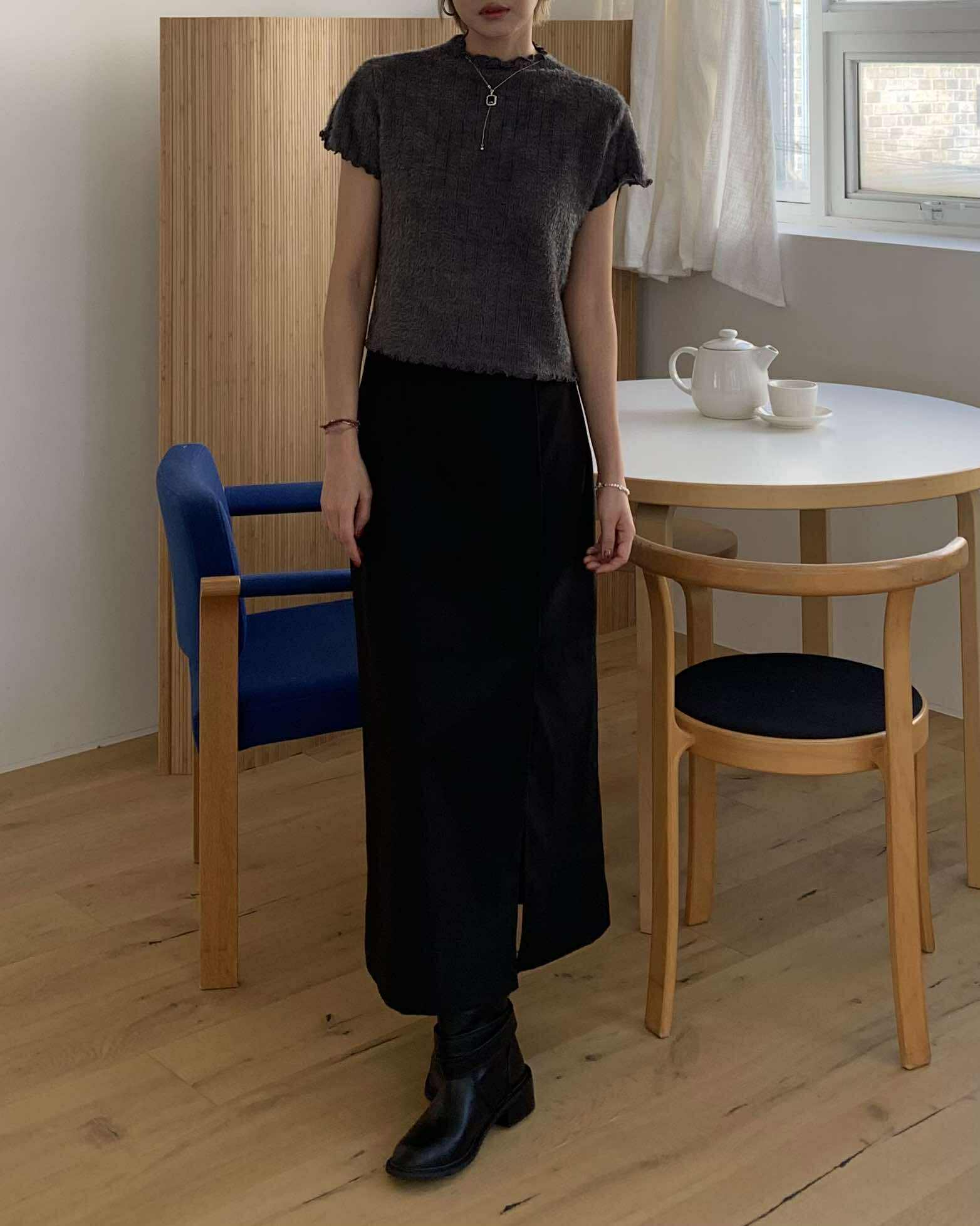 時髦毛呢開衩西裙 (黑)