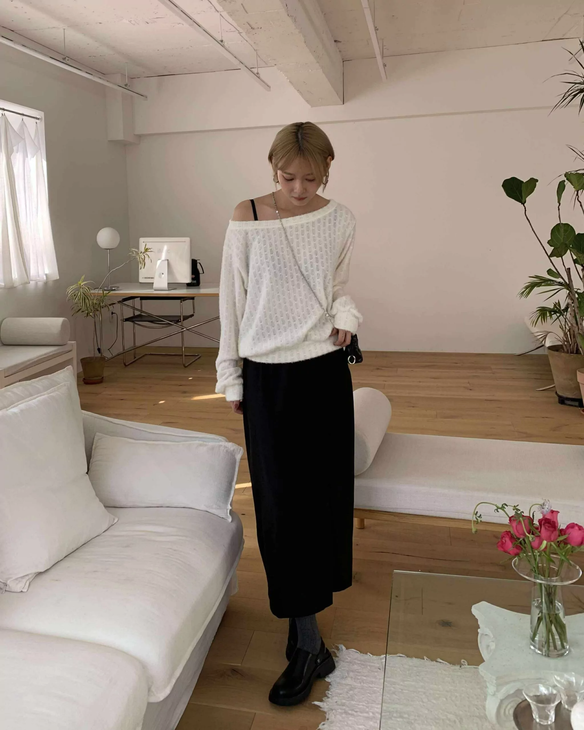 慵懶斜肩針織上衣 (白)