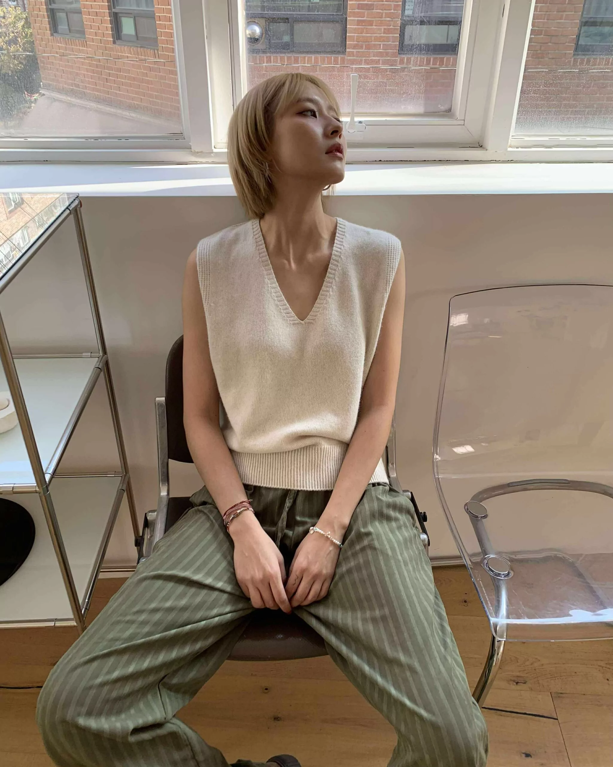 經典款質感V領背心 (米)