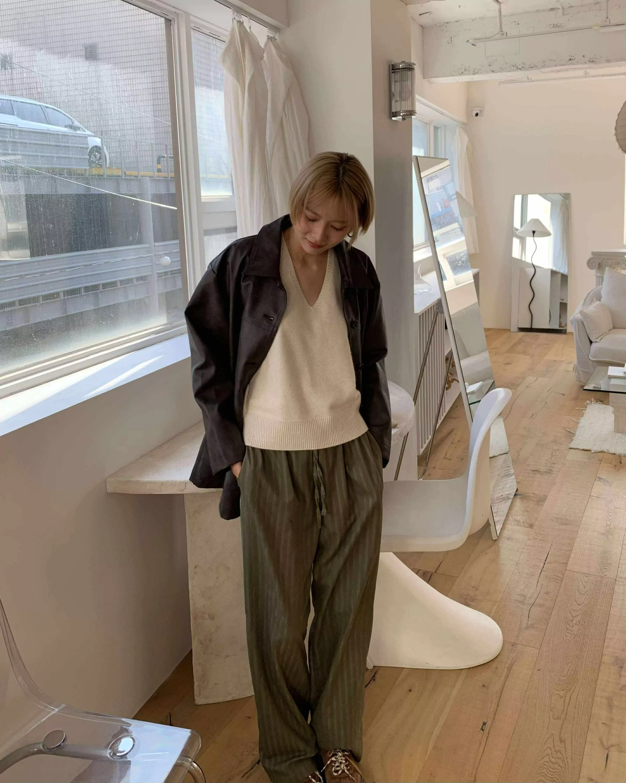 經典款質感V領背心 (米)