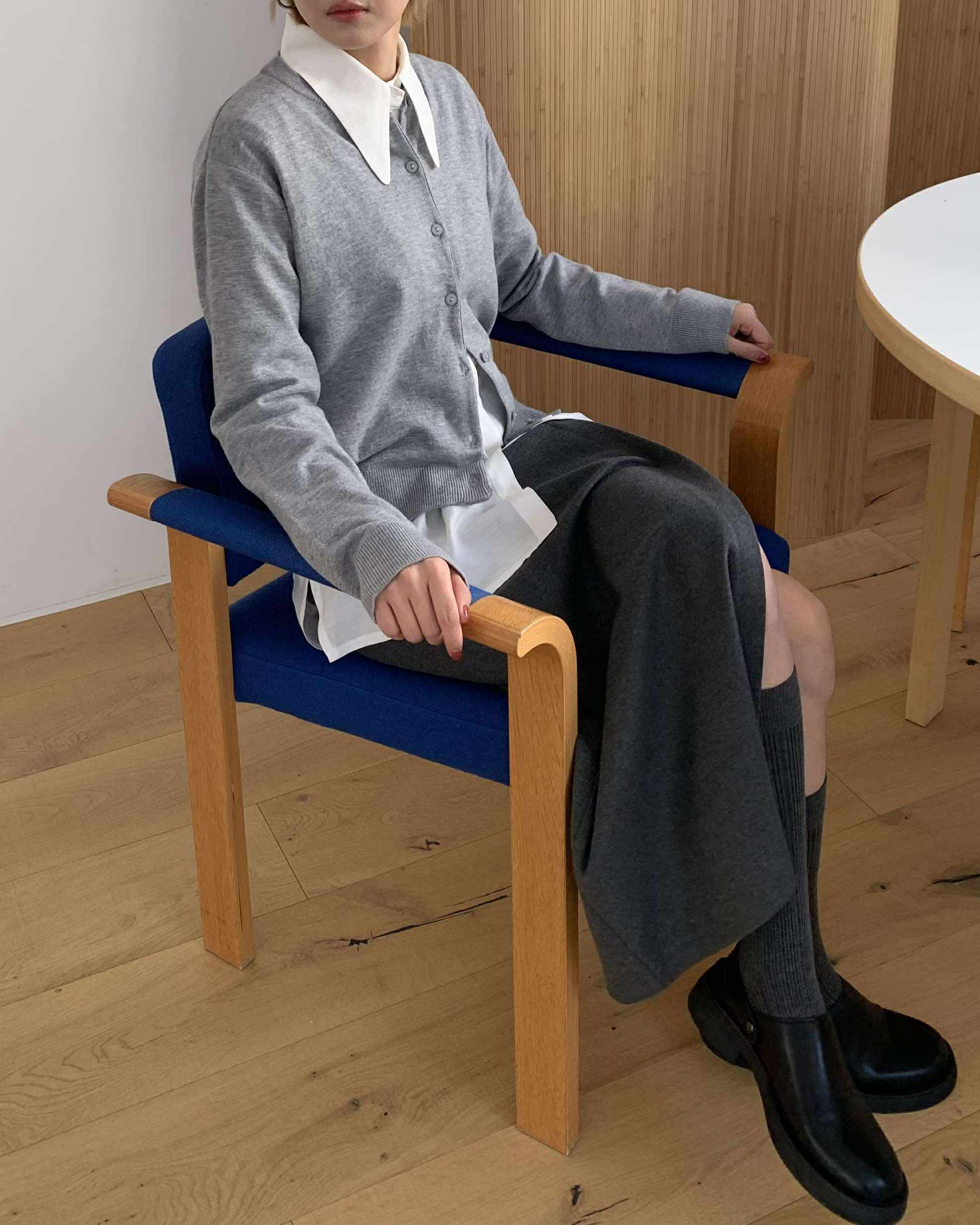 576935185_1373980587736039_8787641741776242088_n 漢南洞圓領針織外套 (灰)