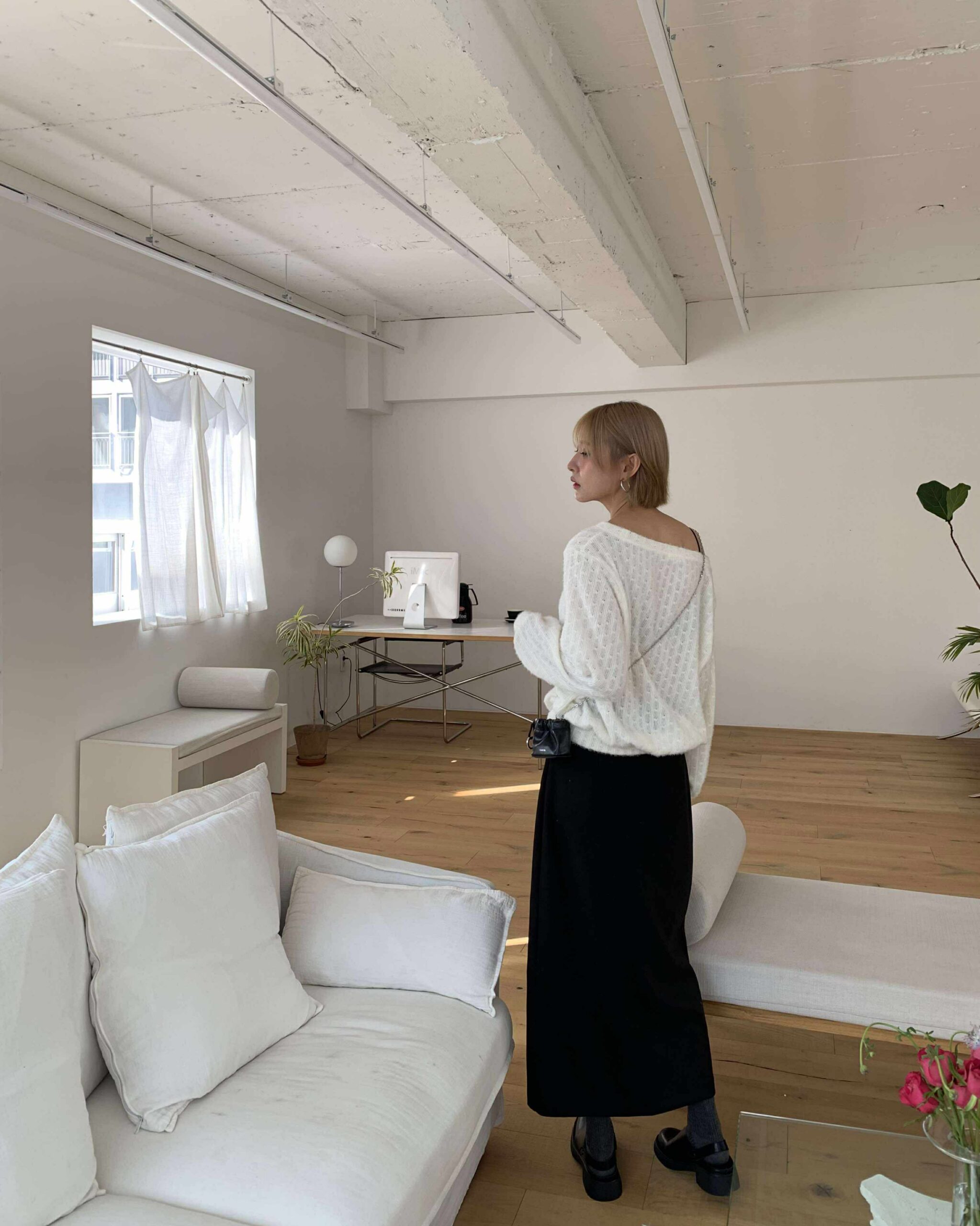 慵懶斜肩針織上衣 (白)