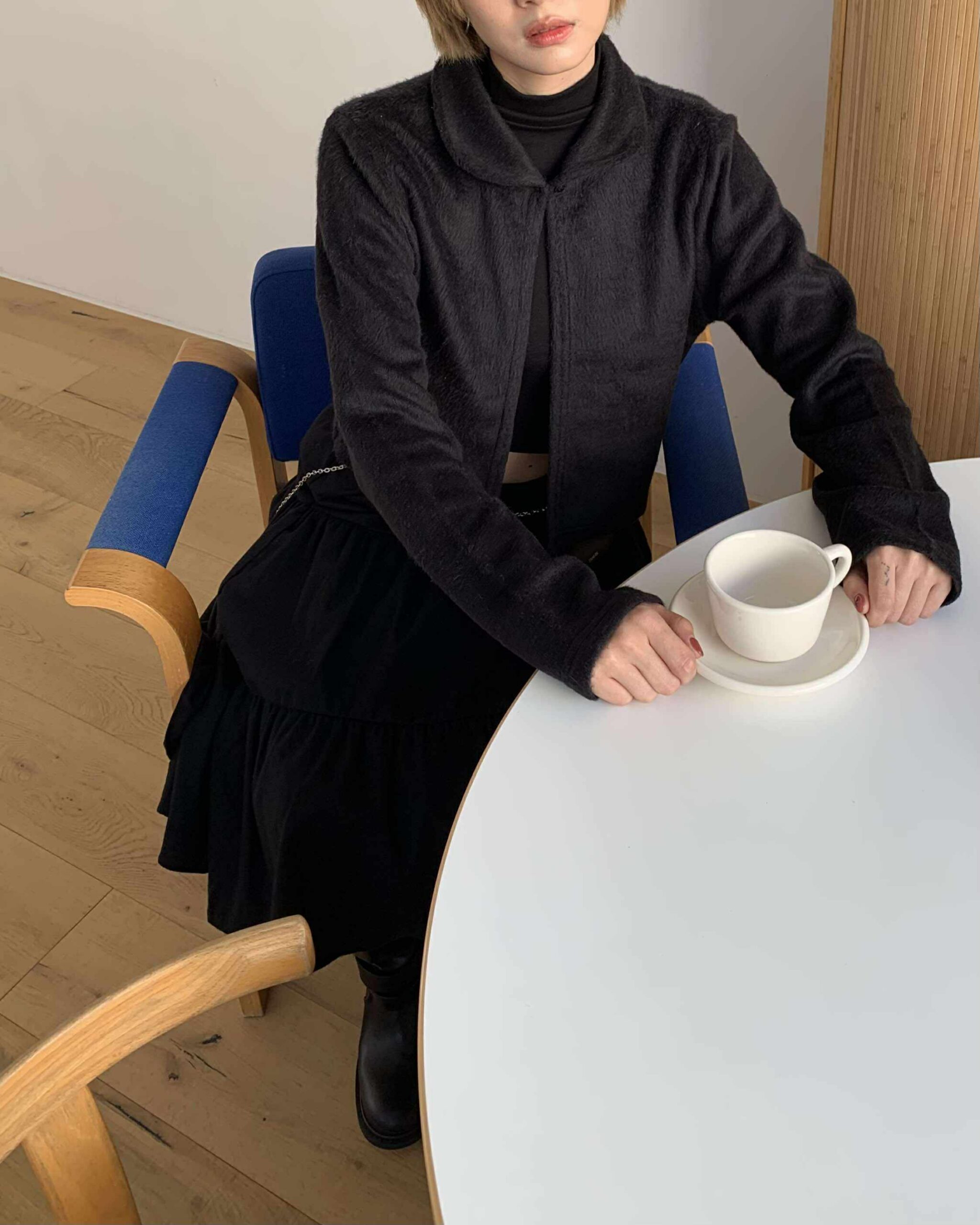 小領單釦摩毛外套 (黑)