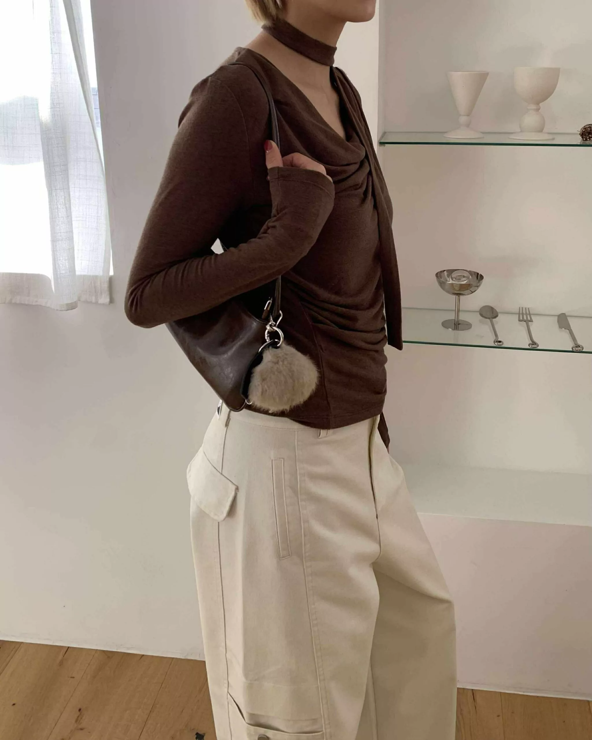 Bella綁繩造型上衣 (咖)