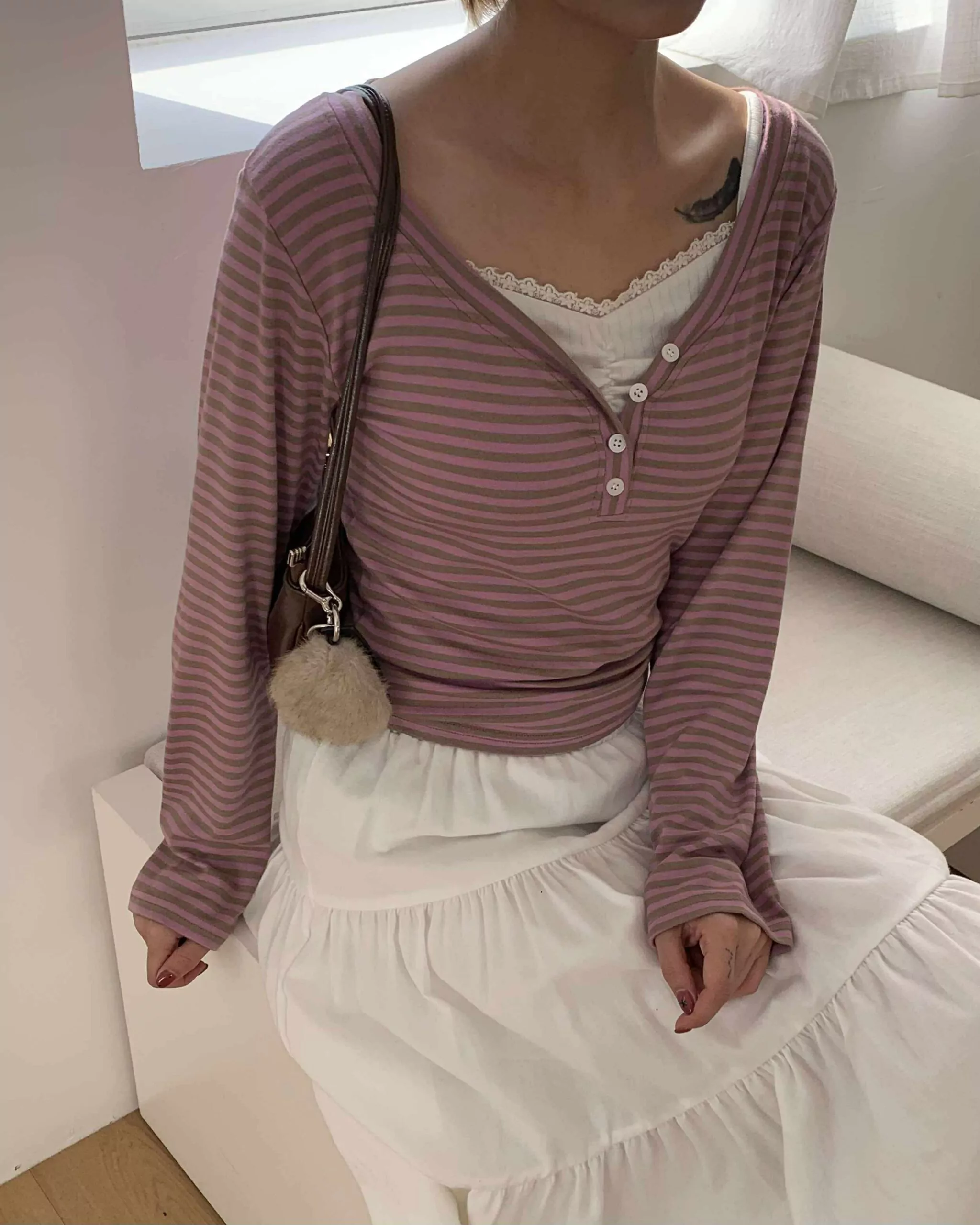 時髦條紋V領上衣 (粉)