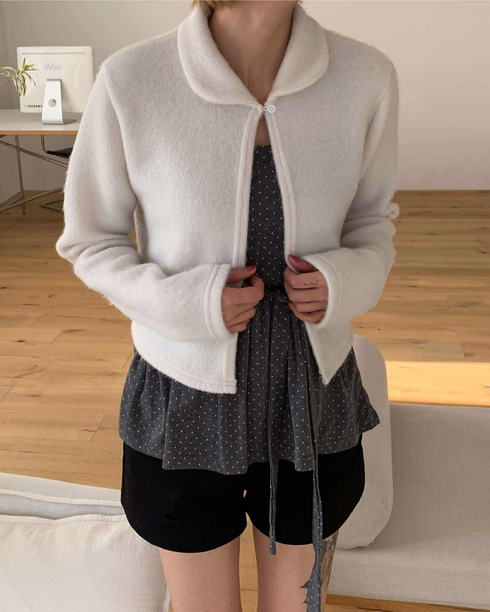 小領單釦摩毛外套 (白)