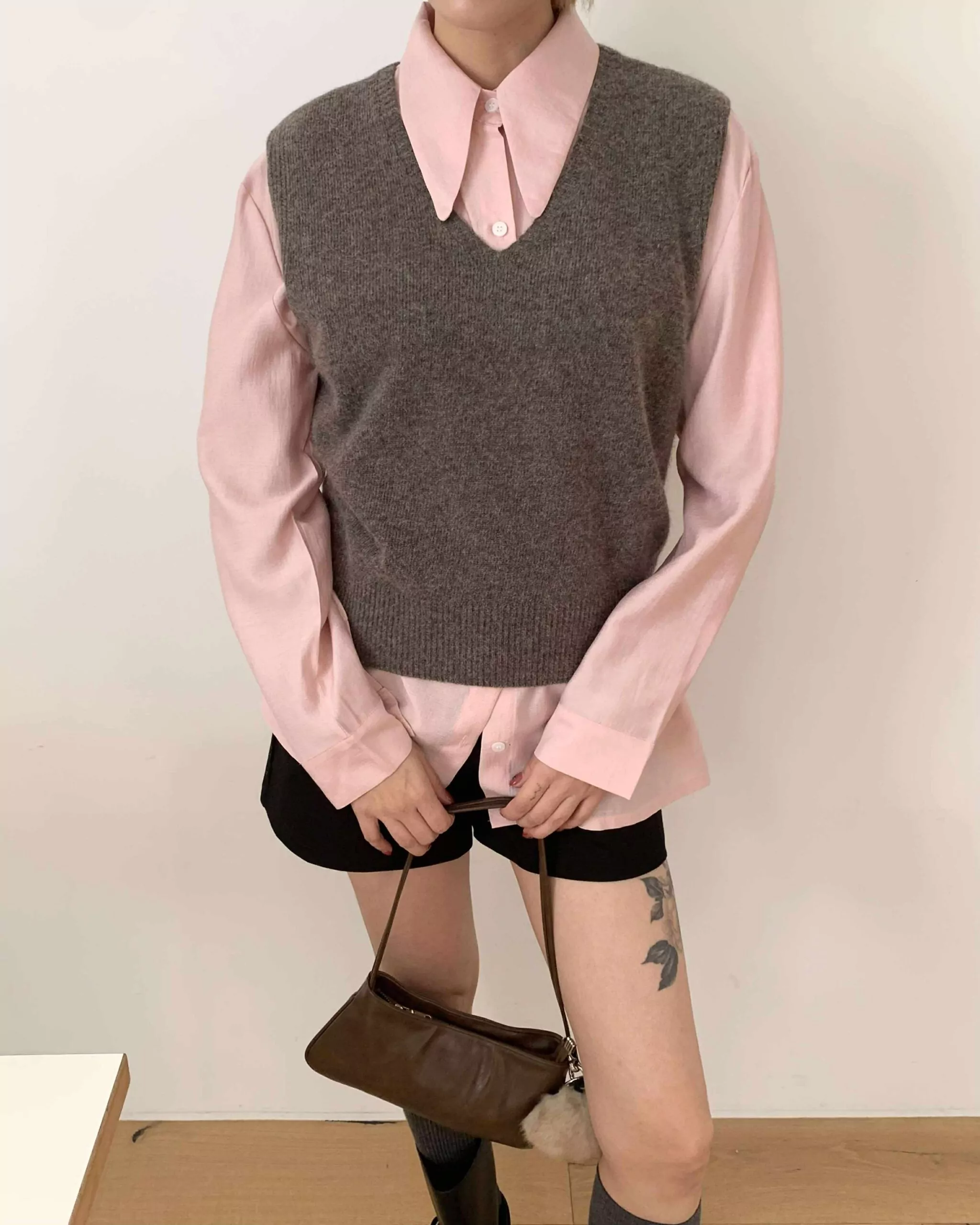 尖尖領造型襯衫 (粉)