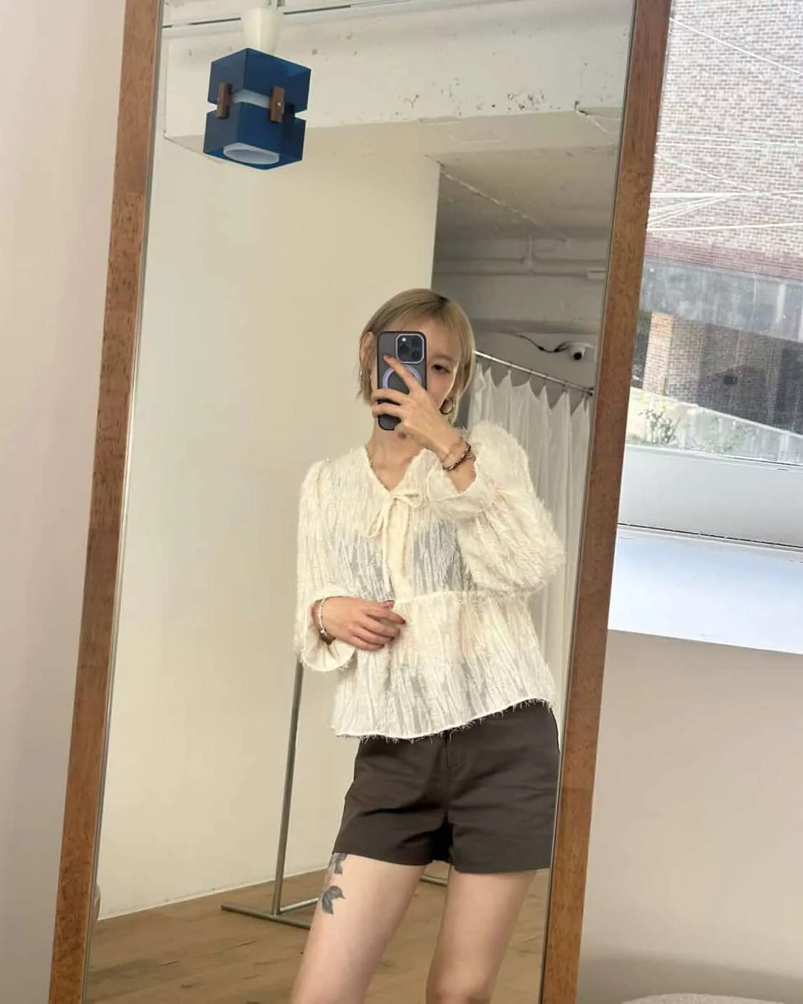 美到發光！仙女綁帶造型上衣 (米)