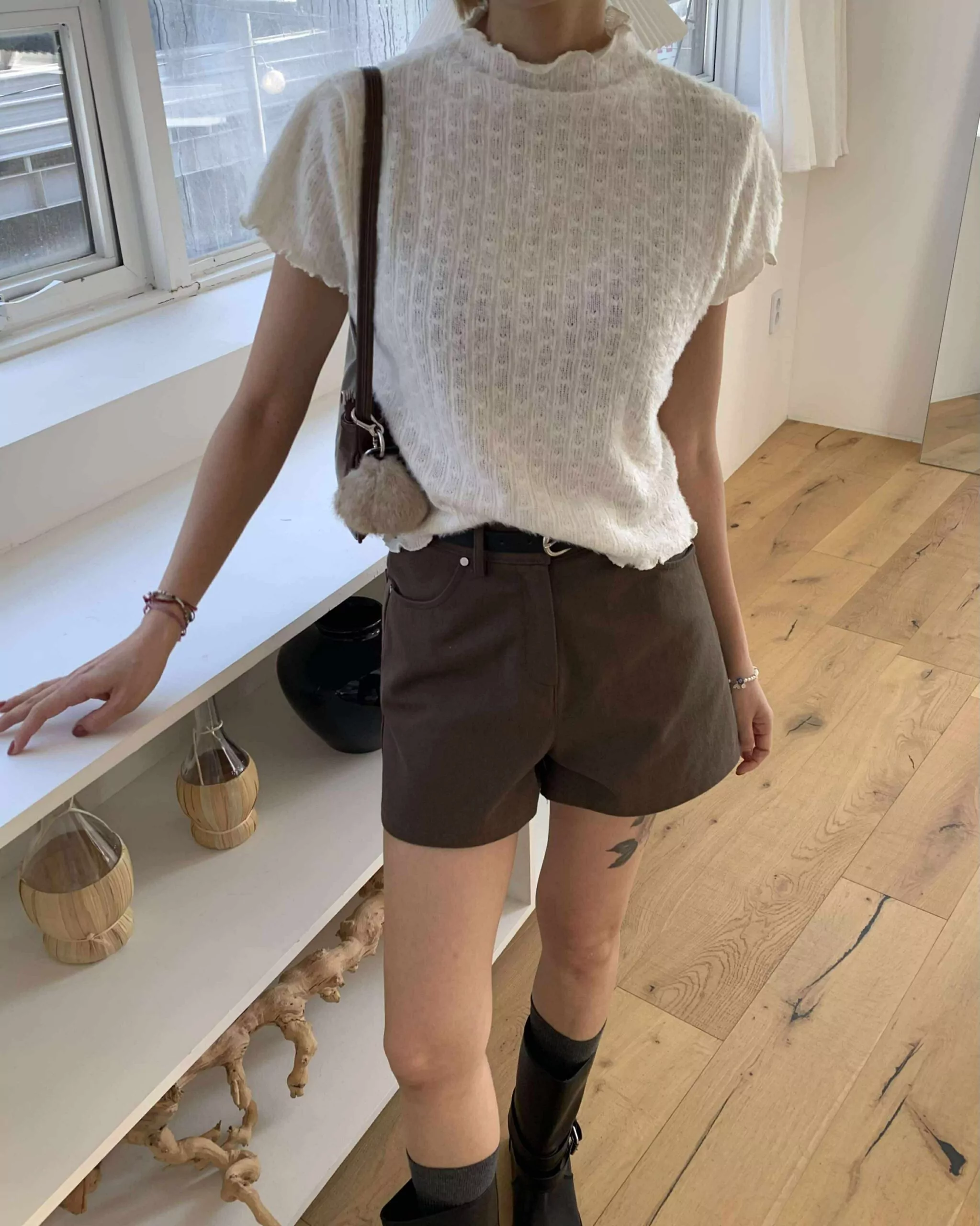 娜妍毛海感捲邊短袖上衣 (白)