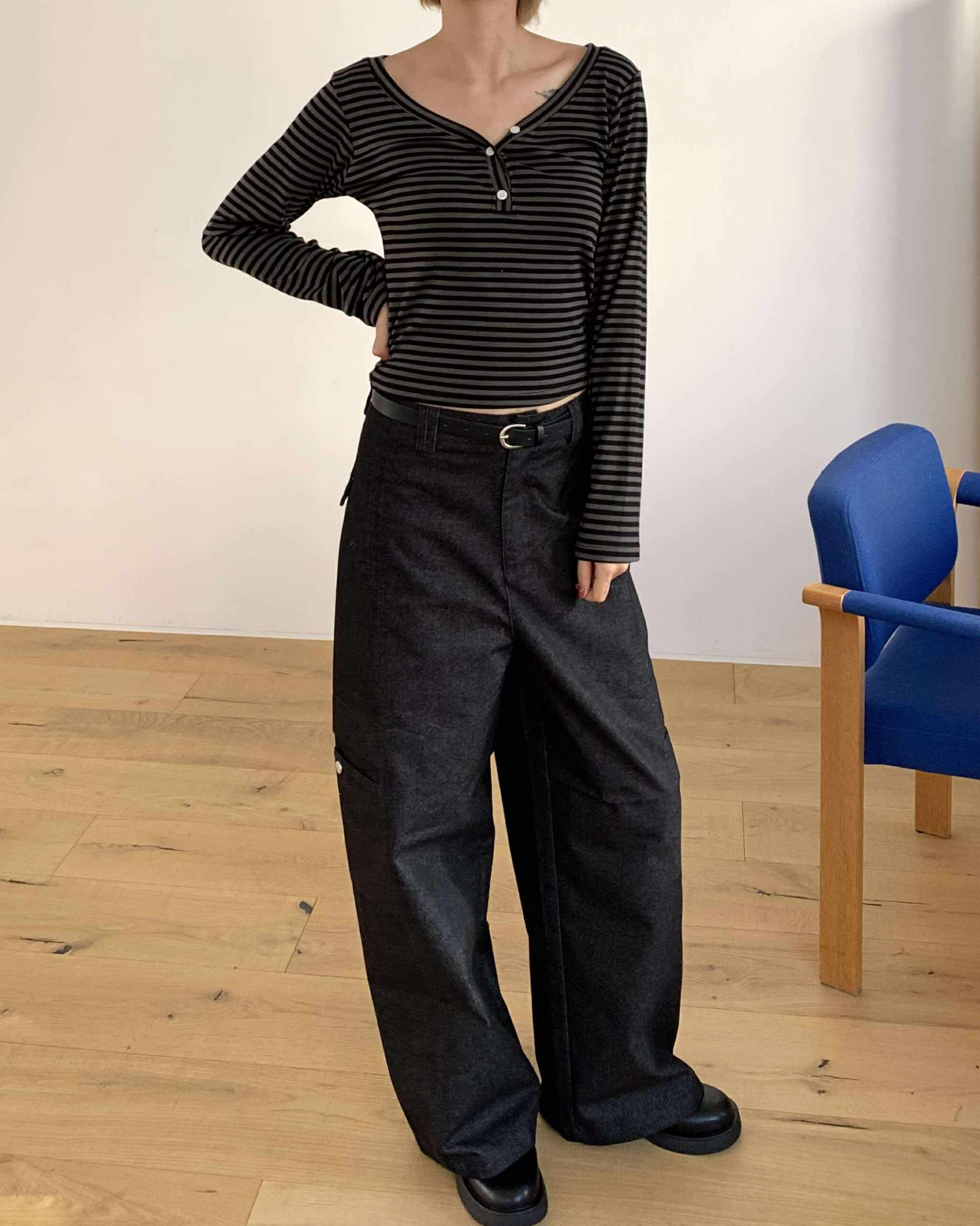 時髦條文Ｖ領上衣 (黑)