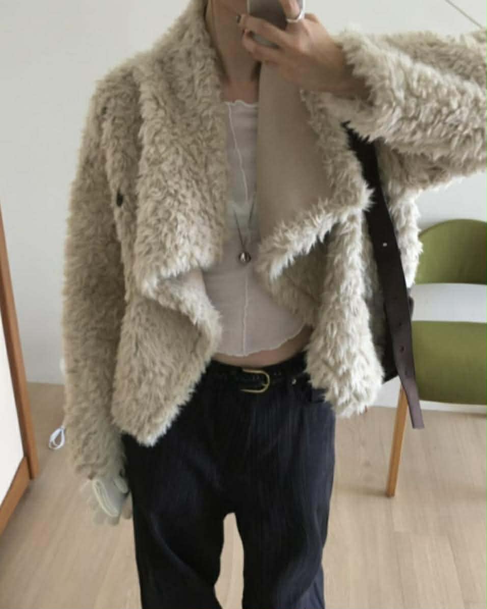已經太美了！萬中選一毛毛外套