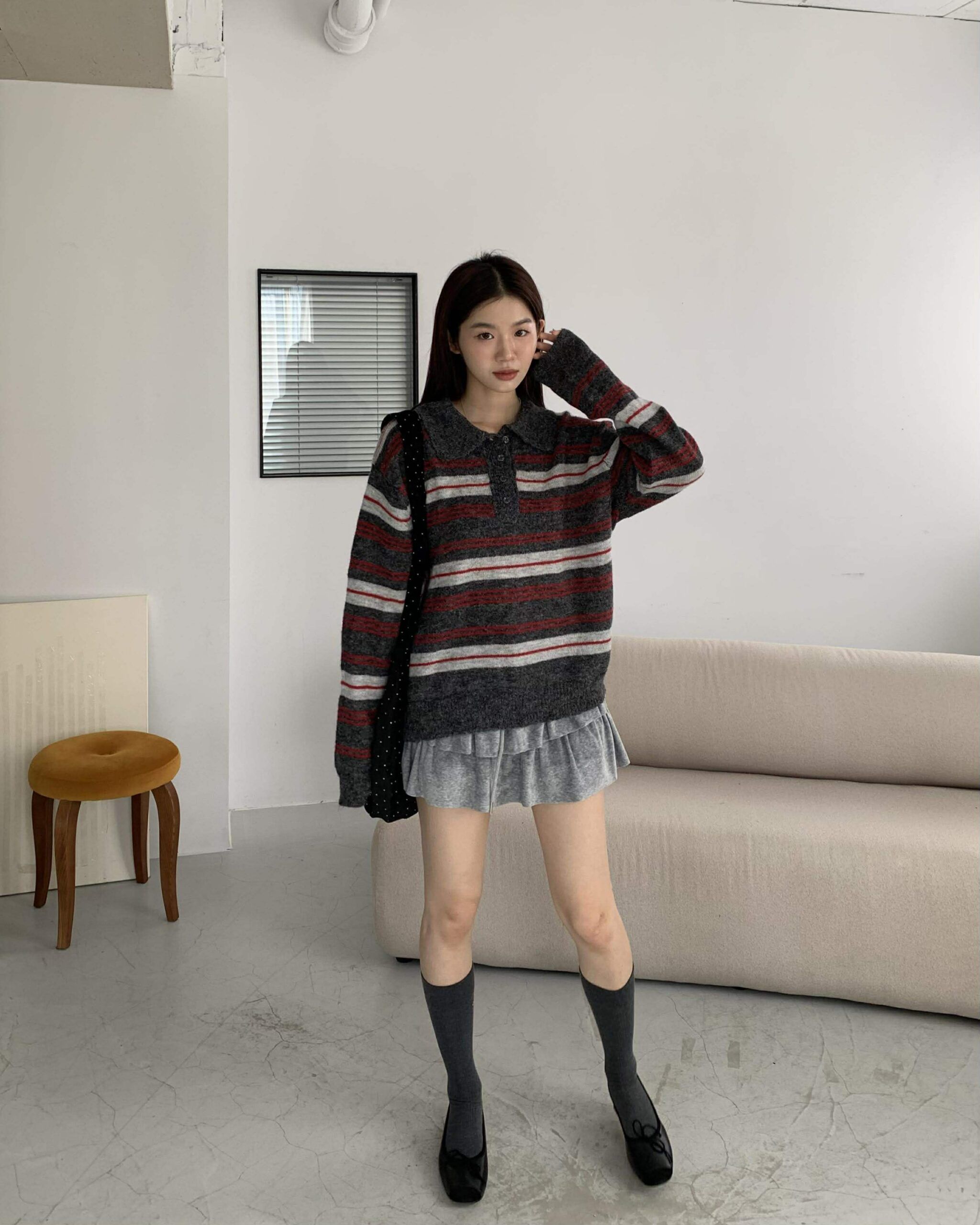 質感辣妹絨面蛋糕短裙 (灰)