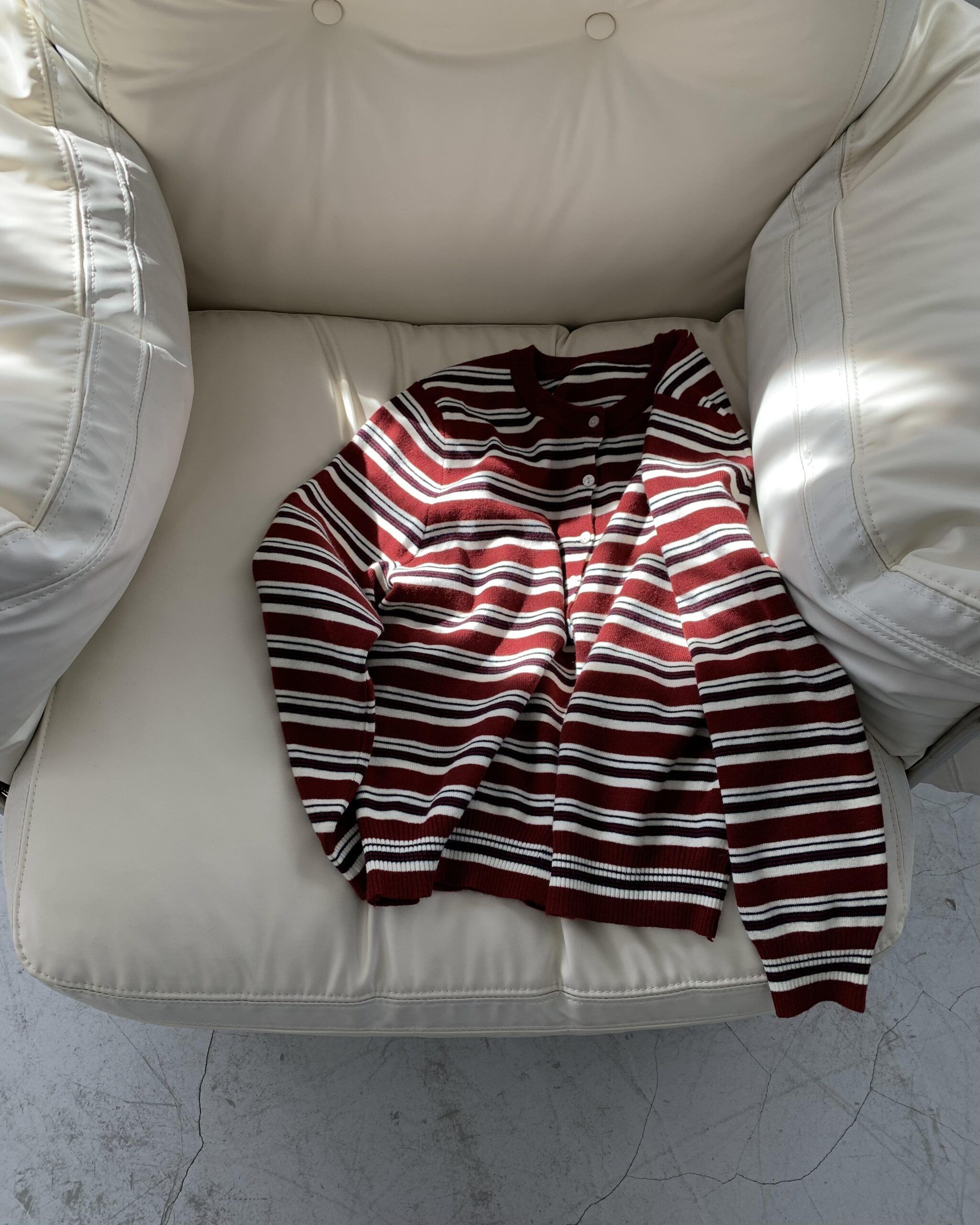 漢南洞條紋排扣針織外套 (紅)