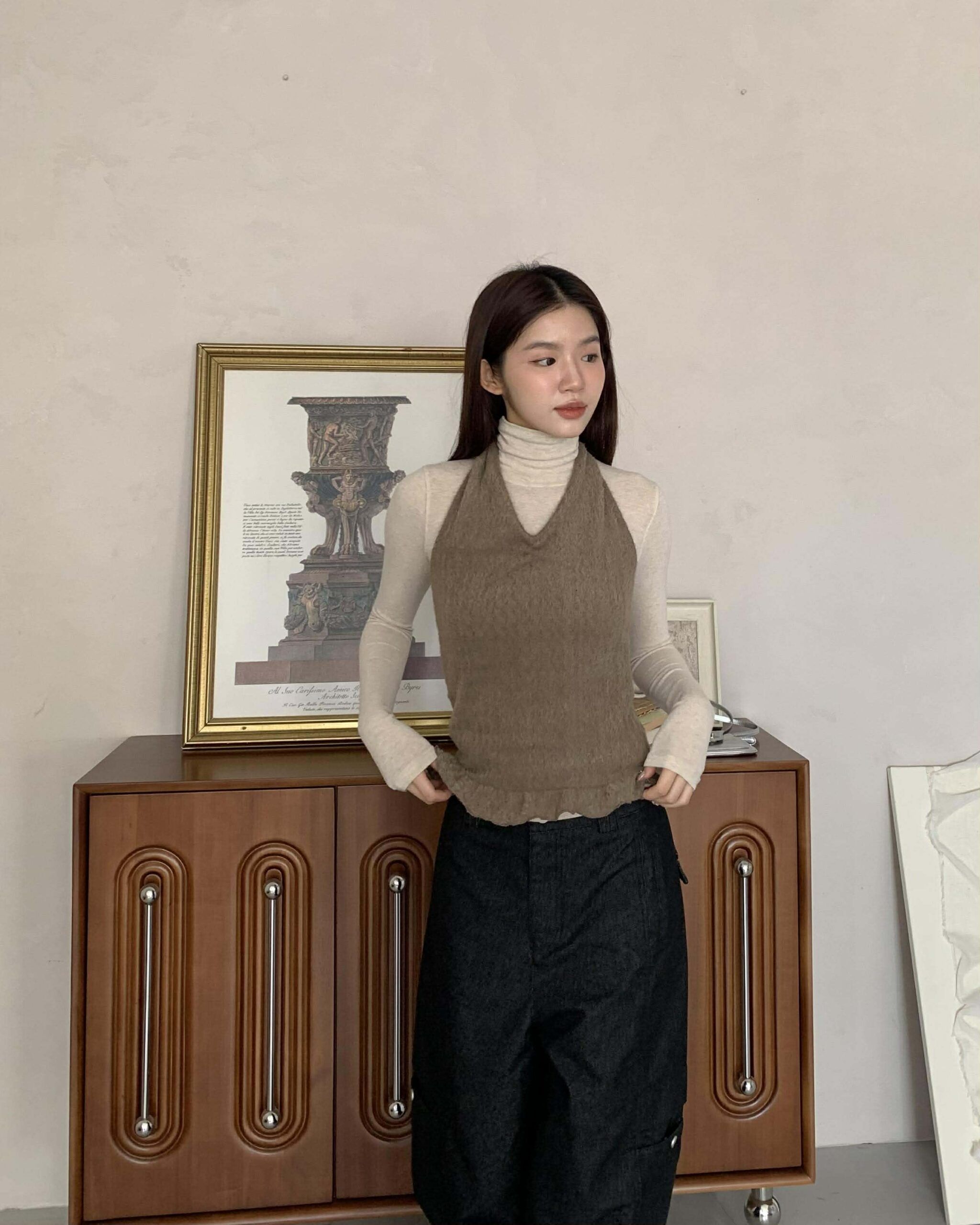 年末毛海繞頸背心 (摩卡)