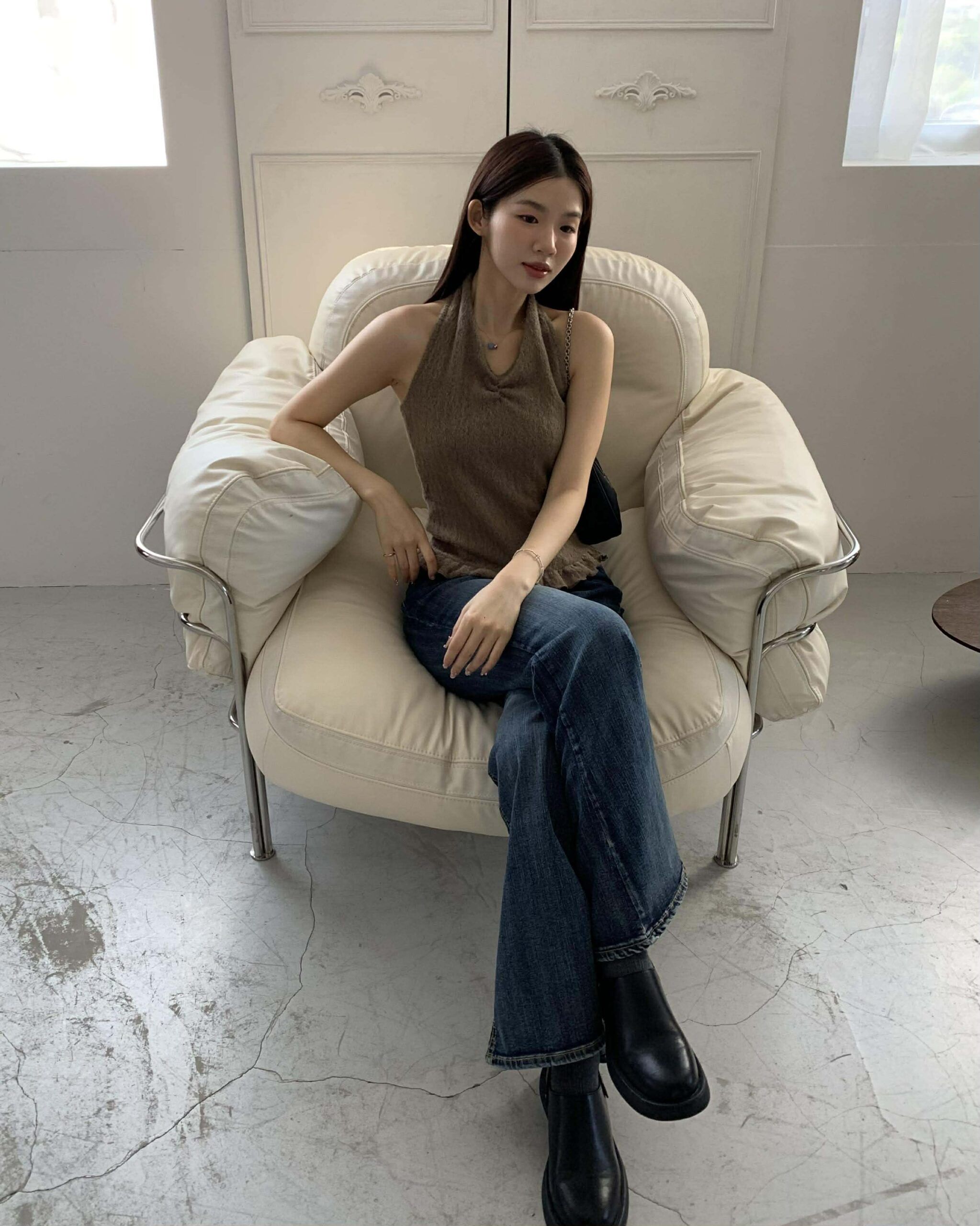 年末毛海繞頸背心 (摩卡)