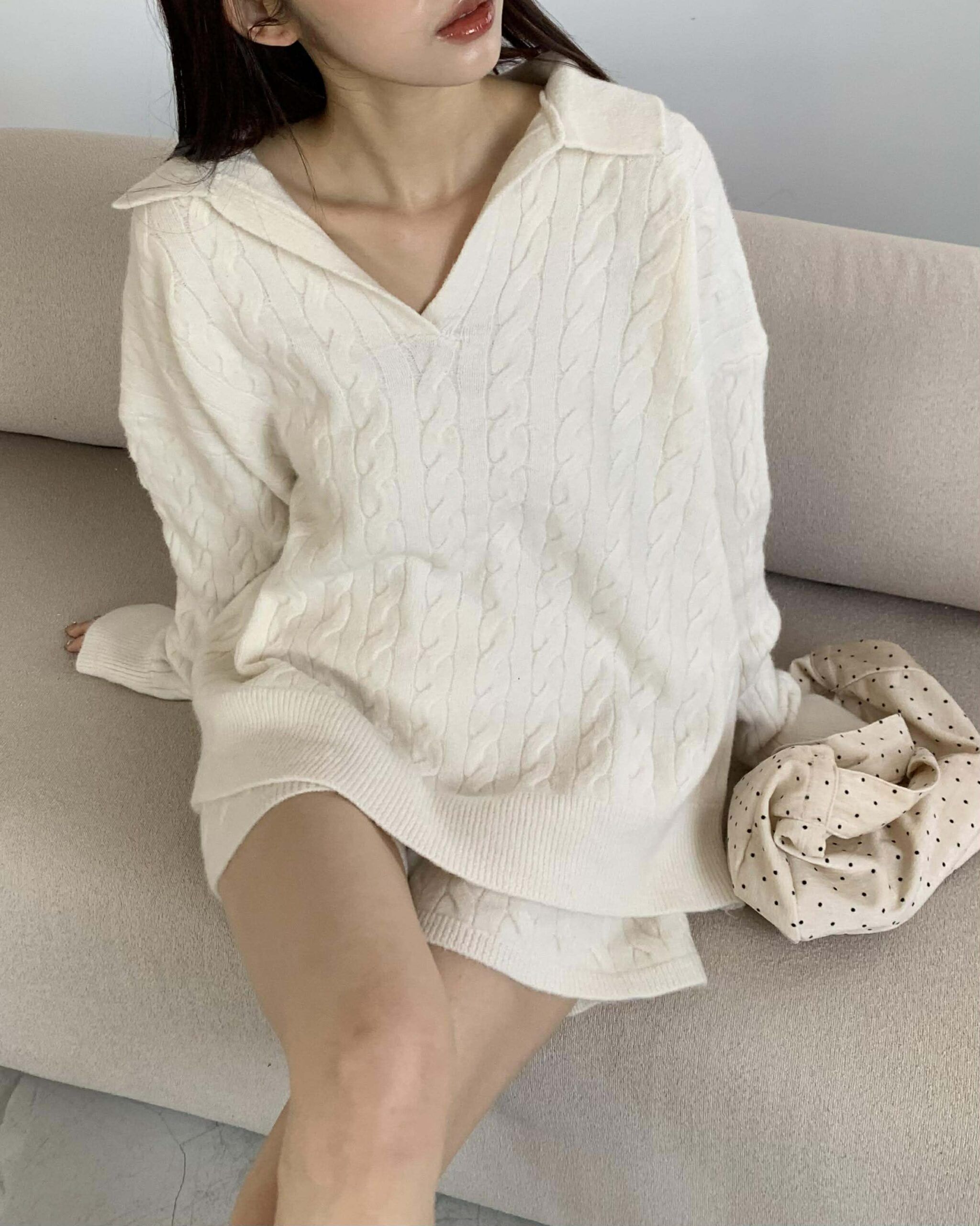 冬日感性翻領麻花套裝 (白)