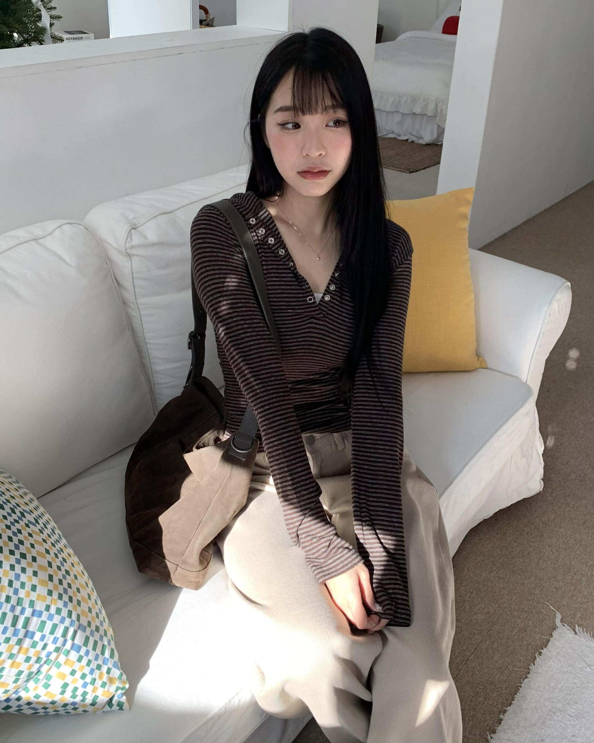 jennie微辣連帽上衣 (咖條)
