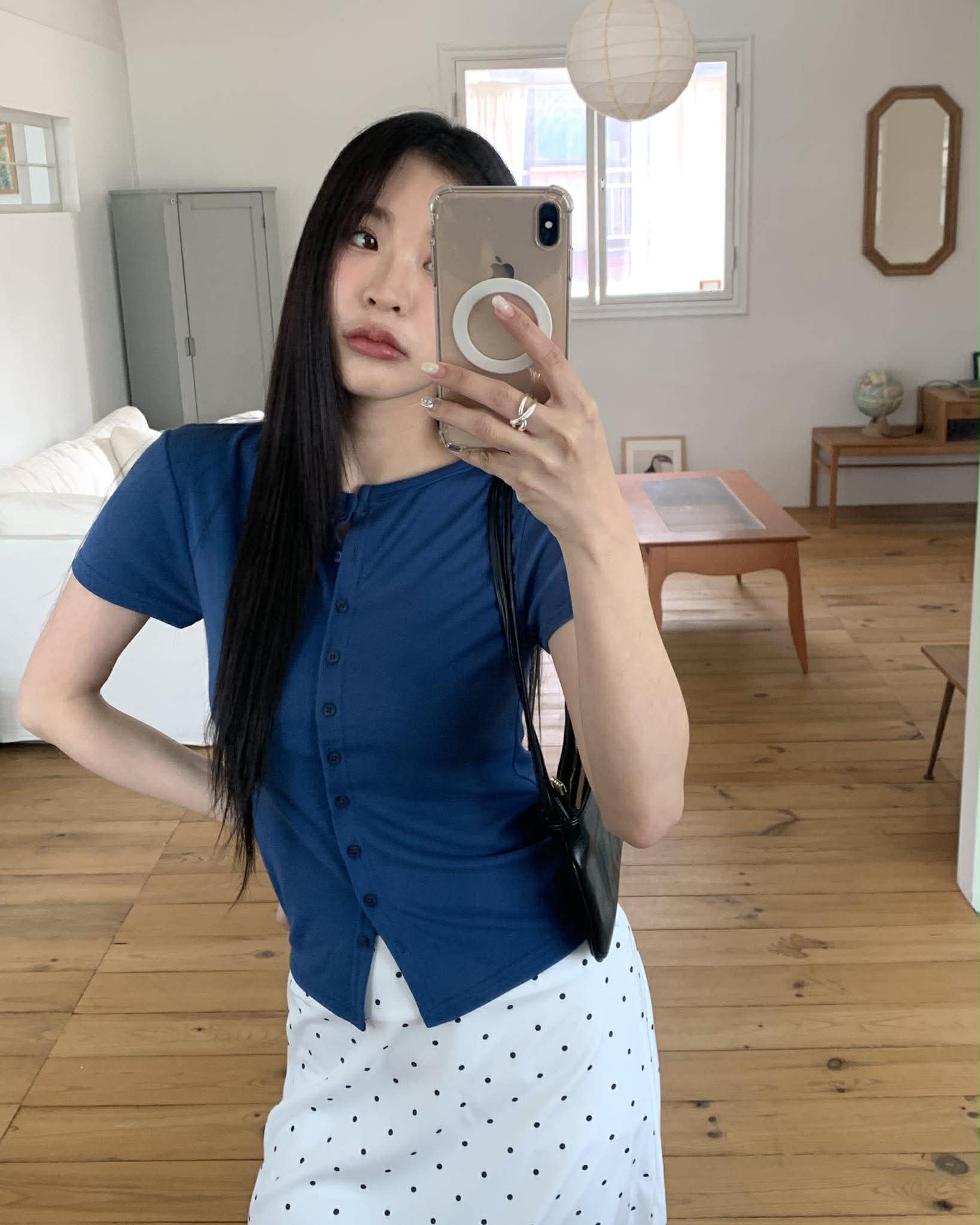 簡約排釦短袖上衣 (藍)