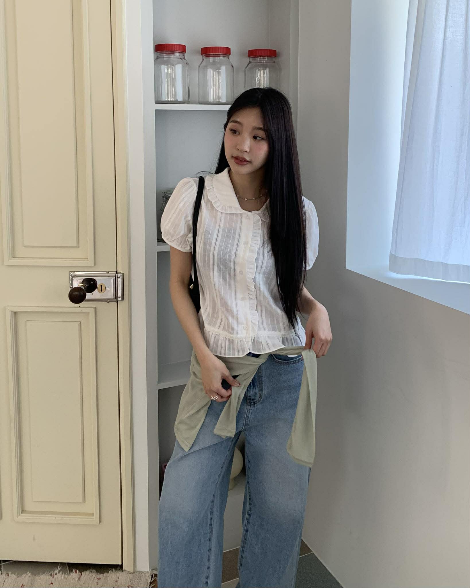 歐膩荷葉翻領造型上衣