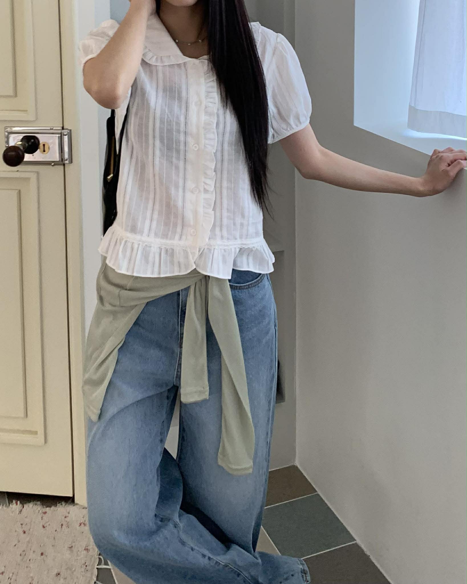 歐膩荷葉翻領造型上衣