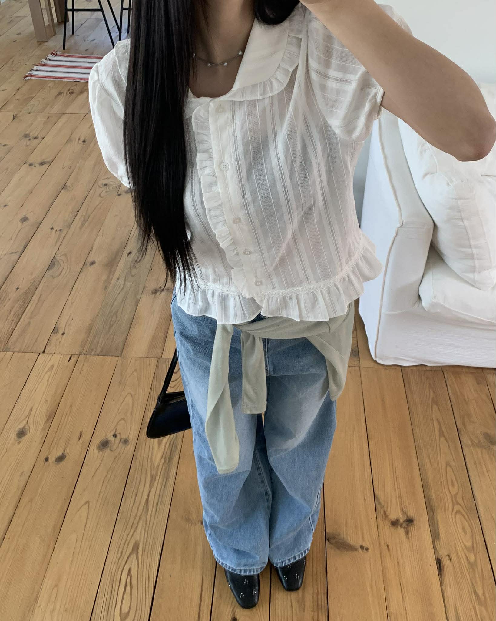 歐膩荷葉翻領造型上衣