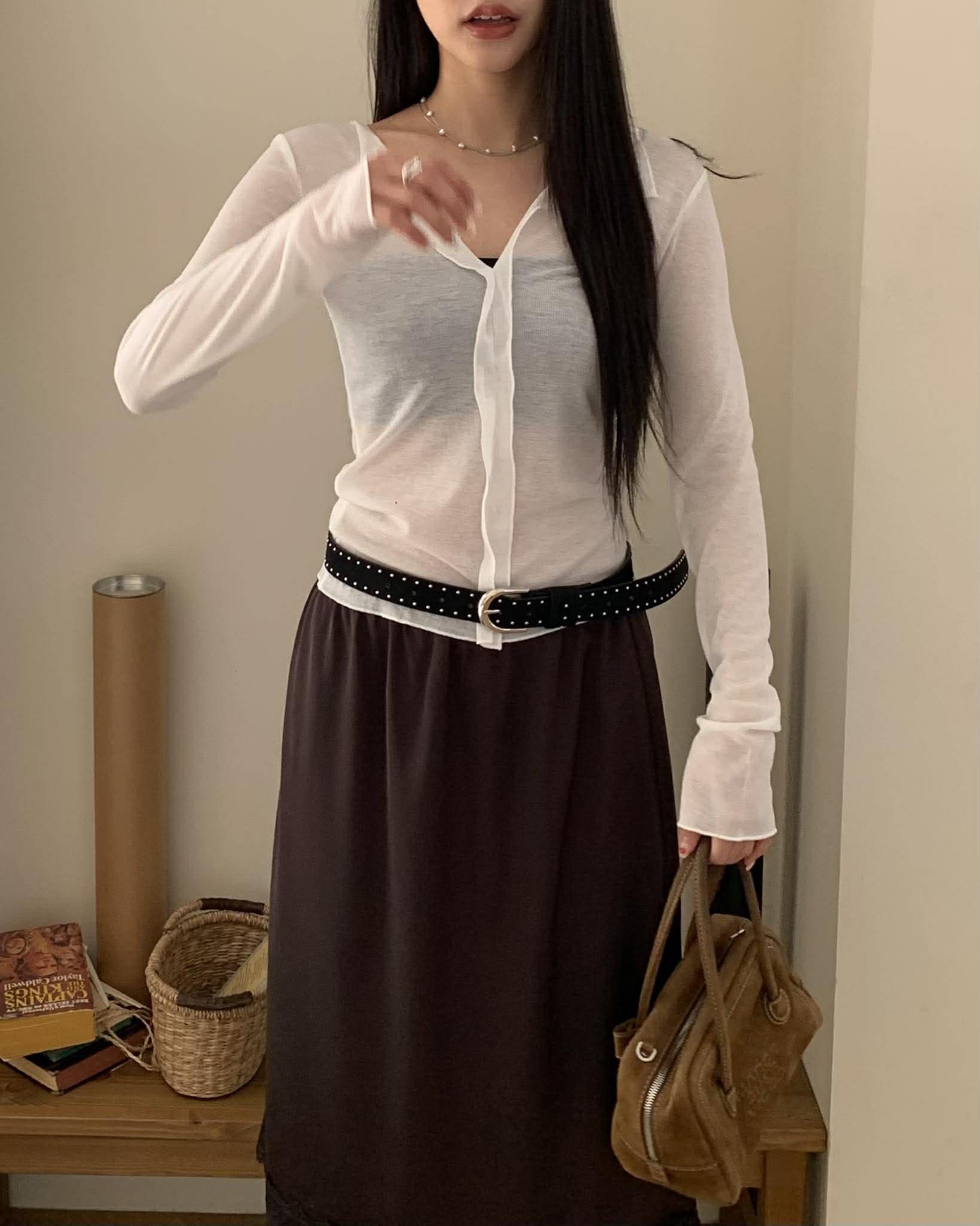 隨性微透V領上衣 (白)