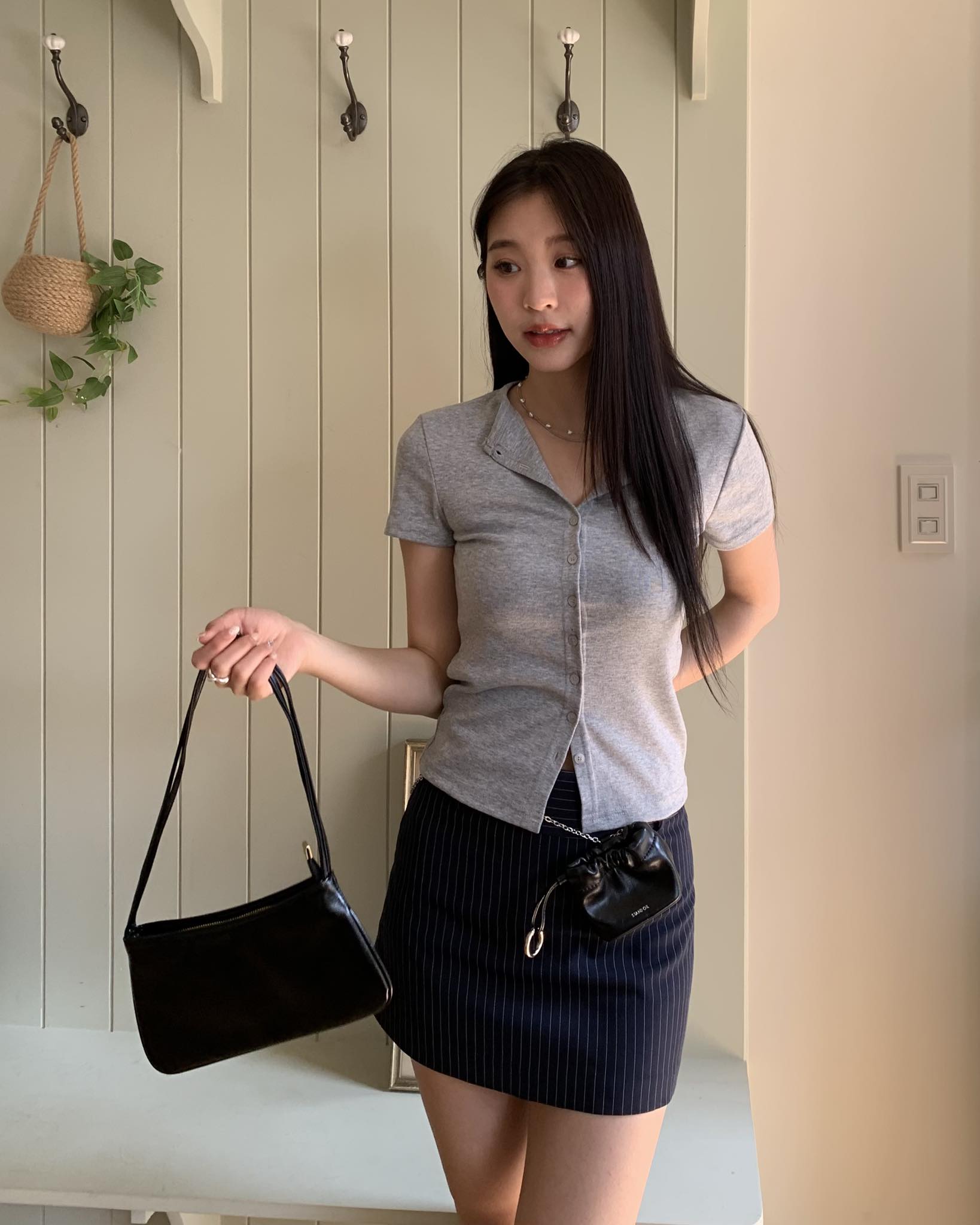 簡約排釦短袖上衣 (灰)