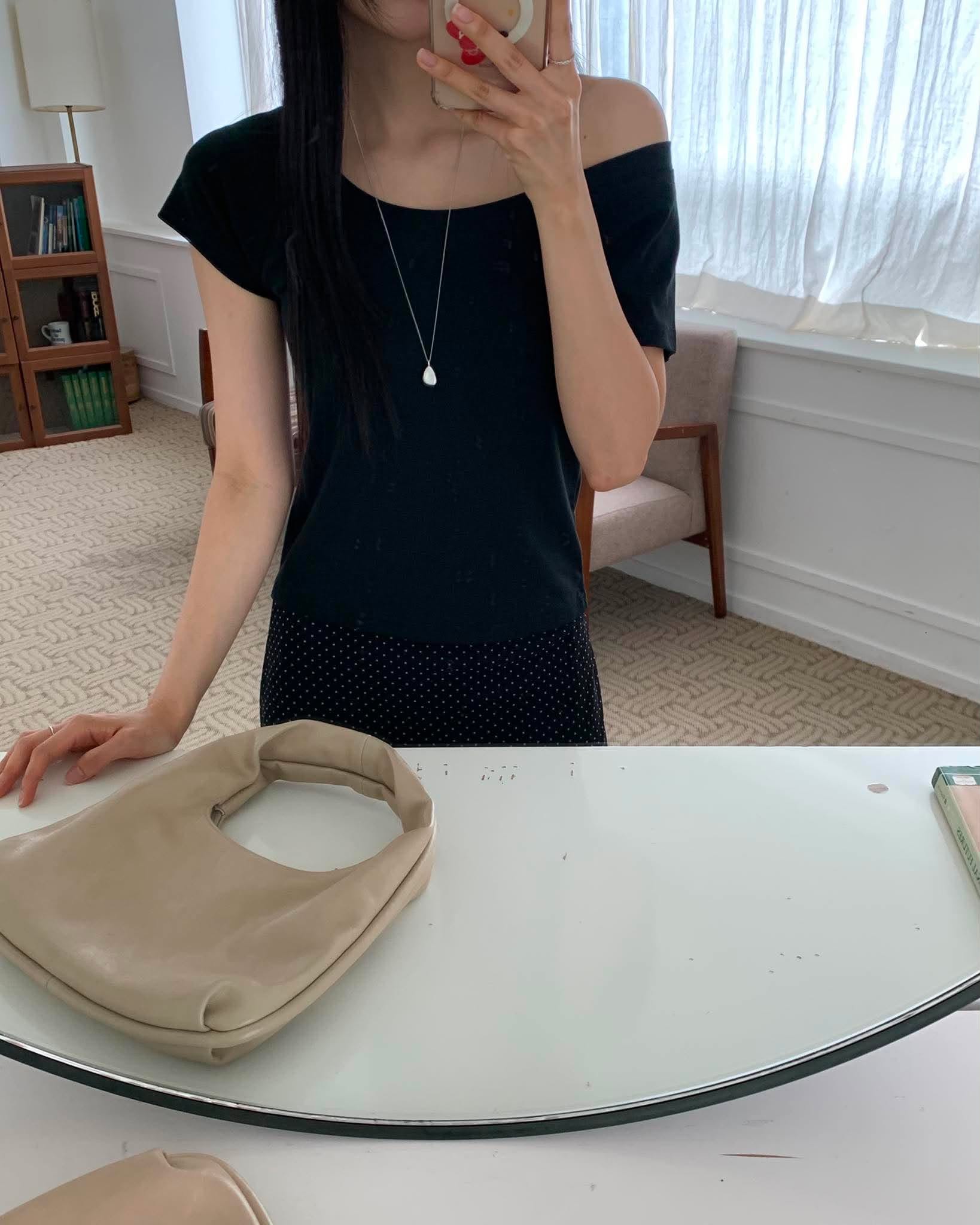 歐膩日常簡約上衣 (黑)